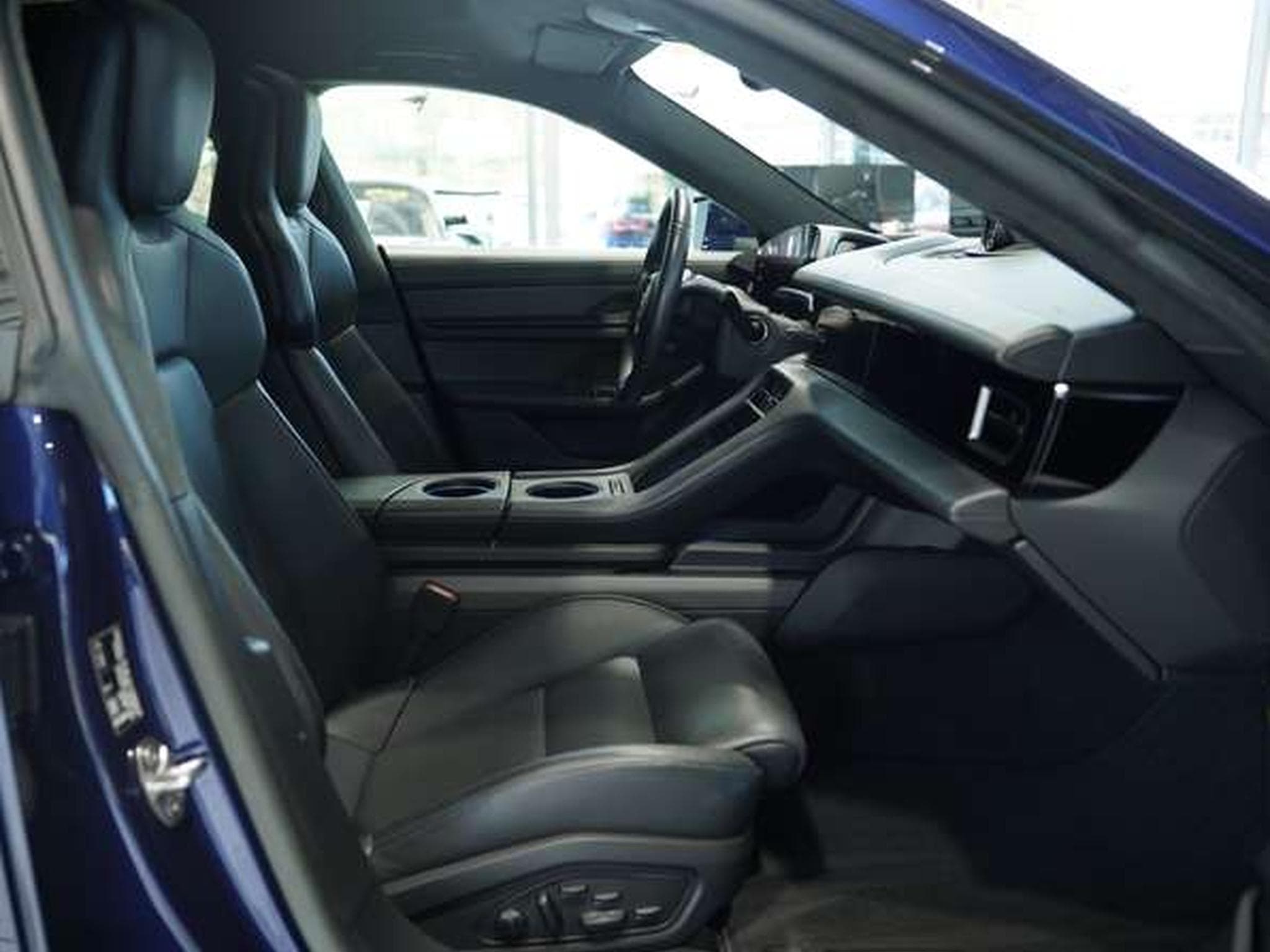 Porsche Taycan GTS 1.H *21 *Pano *Sitzbelüftung *MwSt (2022) - Photo 13