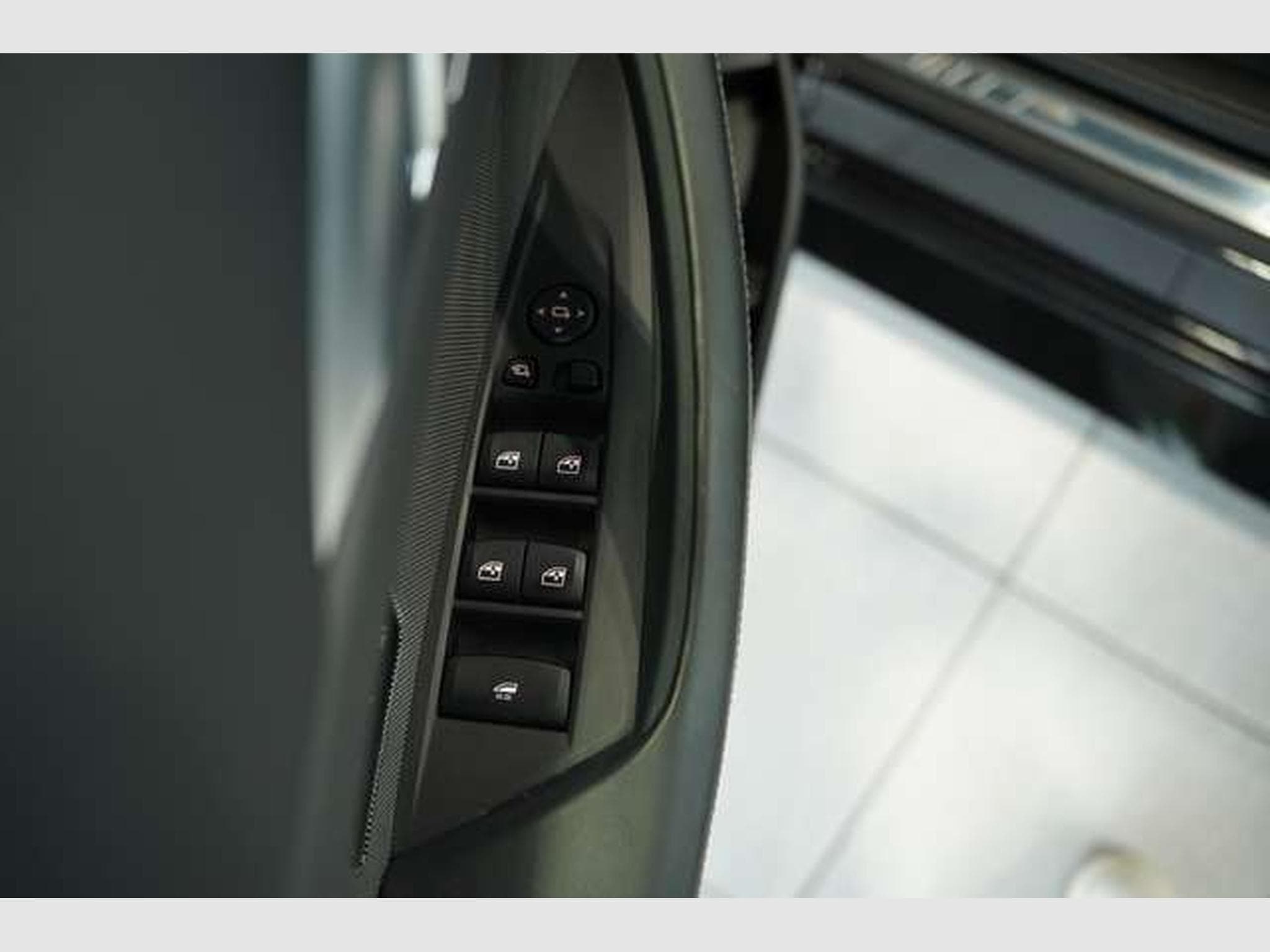 BMW M4 xD Competition Cabrio 2.H *H&K*Laser*ACC*MwSt (2023) - Photo 27