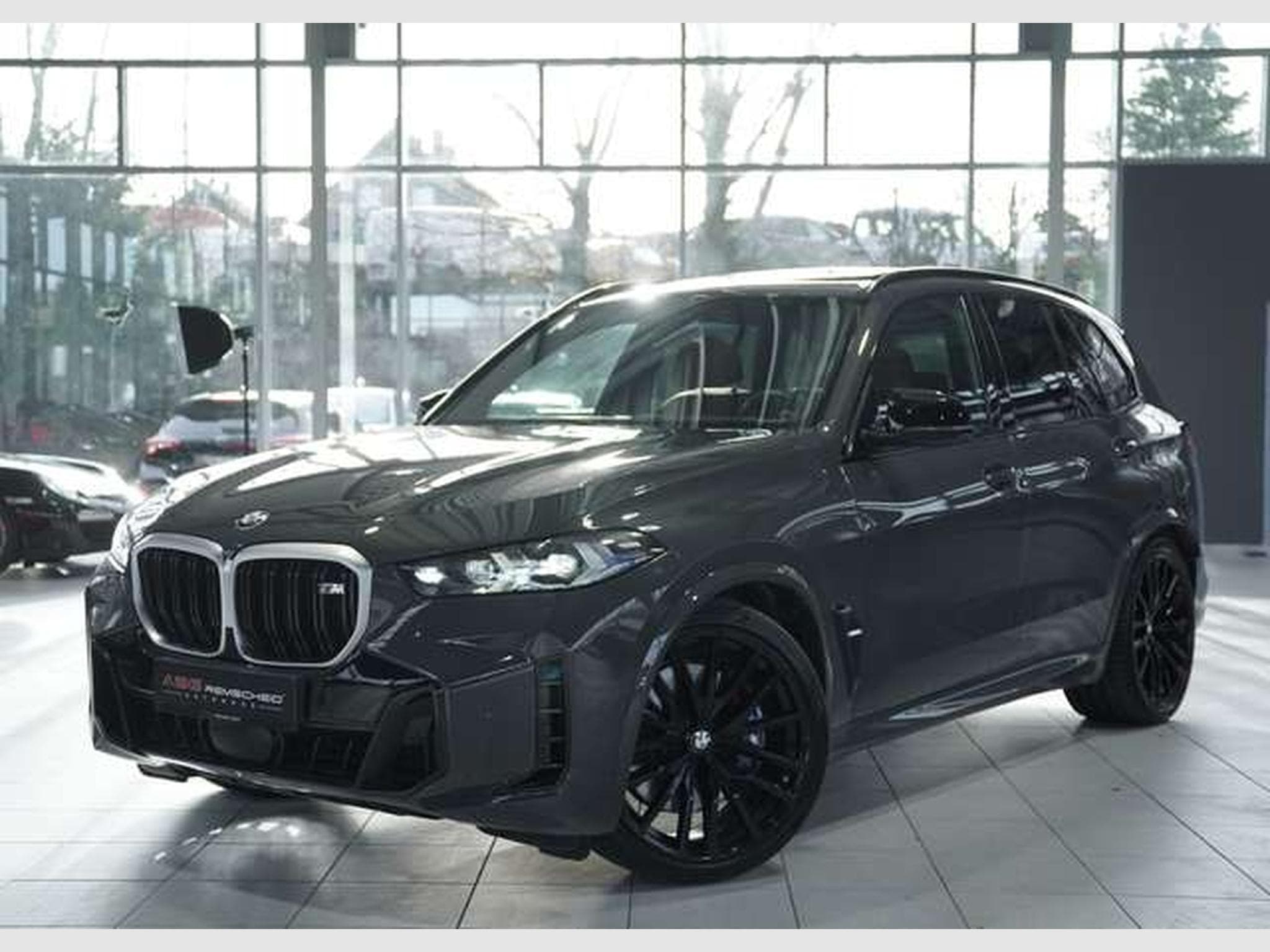 BMW X5M i xD *1.H *22 *ACC*Sky Lounge*H-UP*AHK (2024) - Photo 1