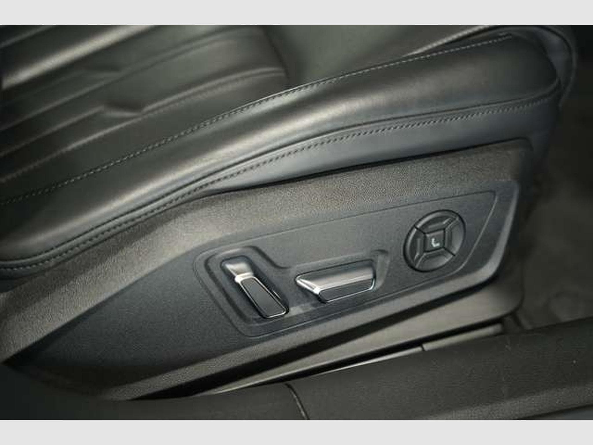 Audi RS6 Avant q. *22 *Dynamik+*Pano*Keramik*B&O (2020) - Photo 21