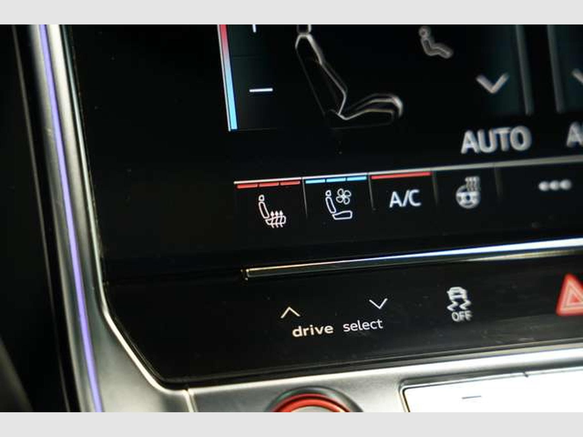 Audi RS6 Avant q. *22 *Dynamik+*Pano*Keramik*B&O (2020) - Photo 35