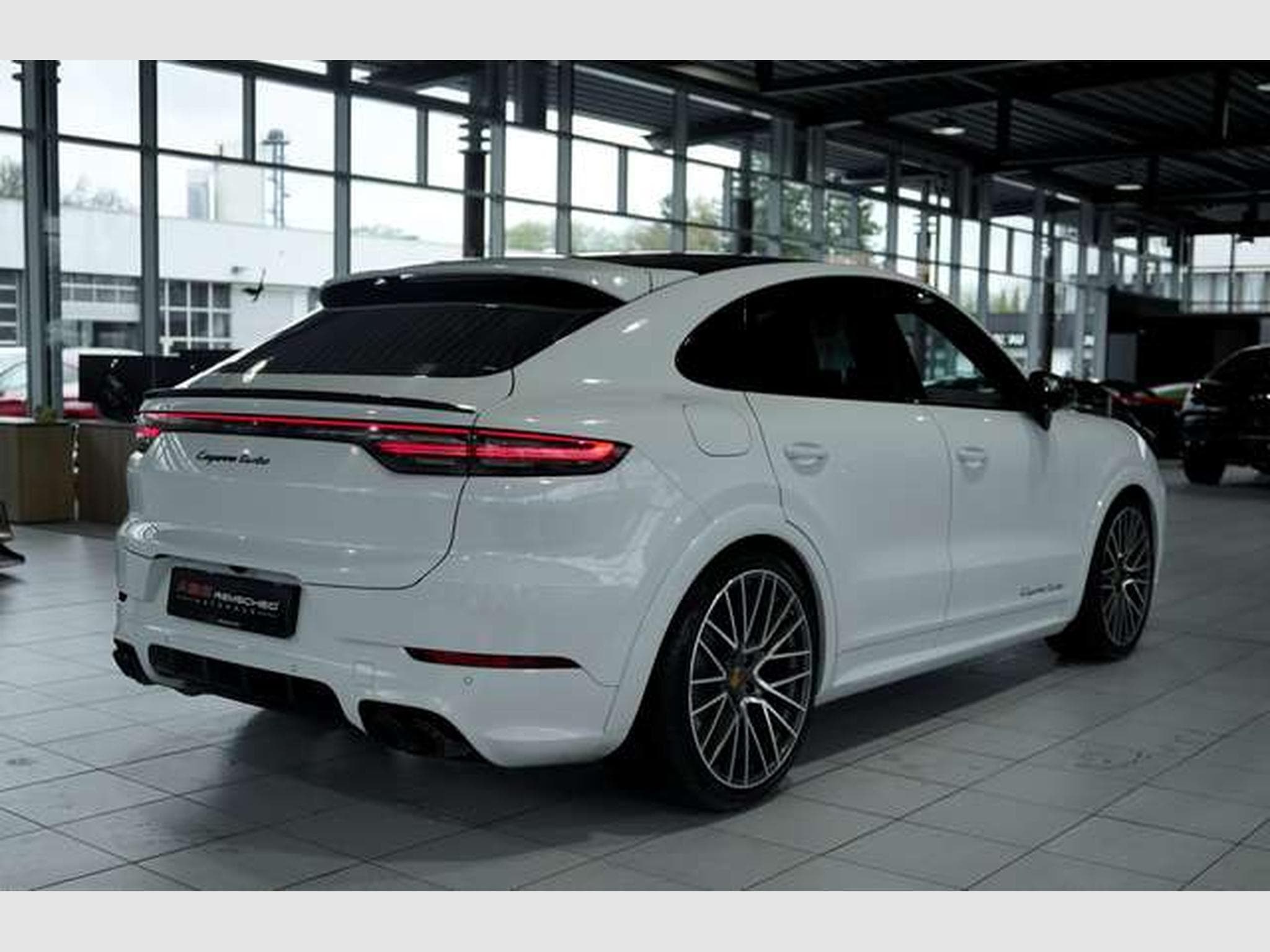 Porsche Cayenne Turbo Sport Design Coupé *Chrono*ACC*22 (2019) - Photo 10