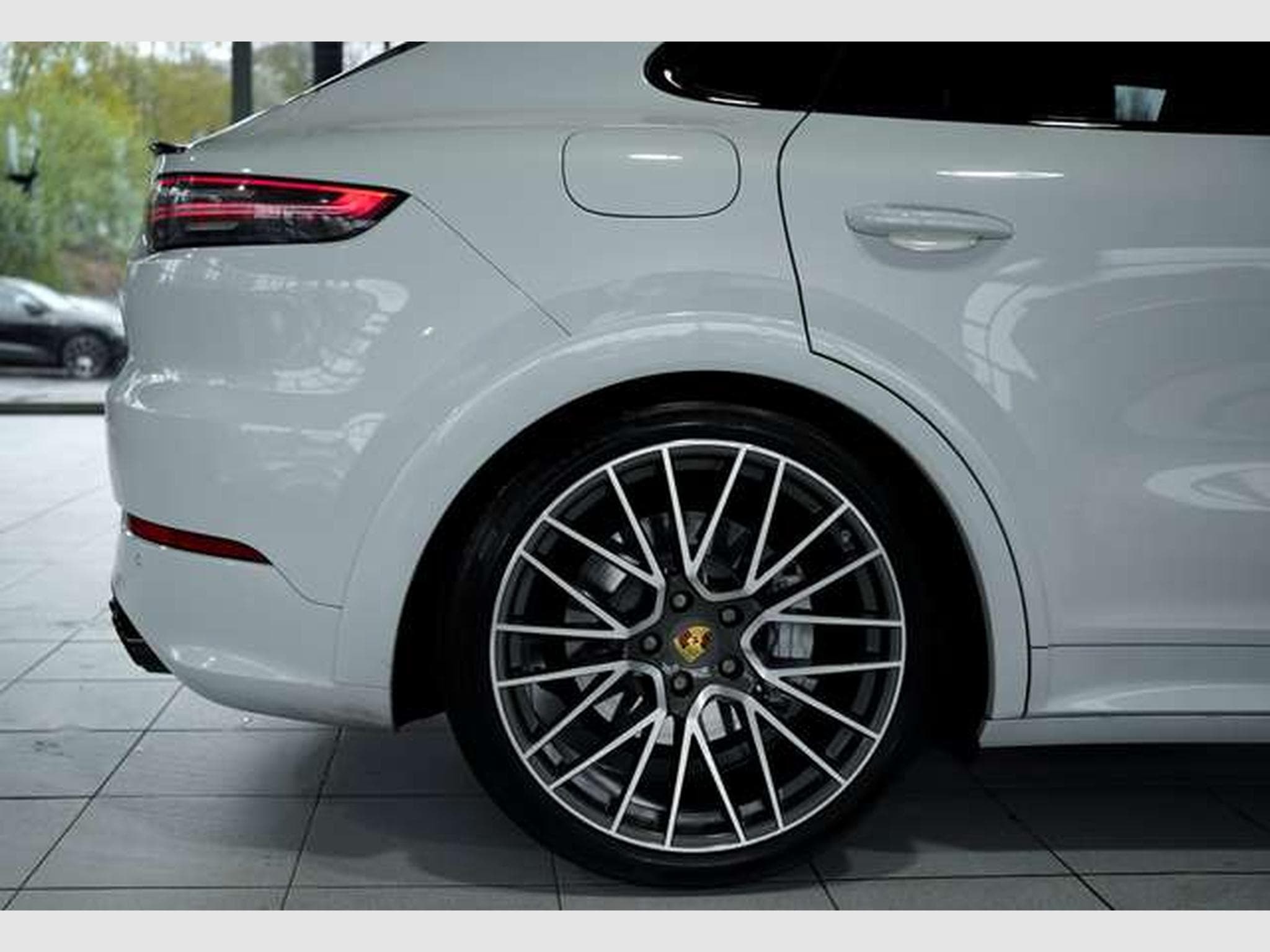 Porsche Cayenne Turbo Sport Design Coupé *Chrono*ACC*22 (2019) - Photo 7