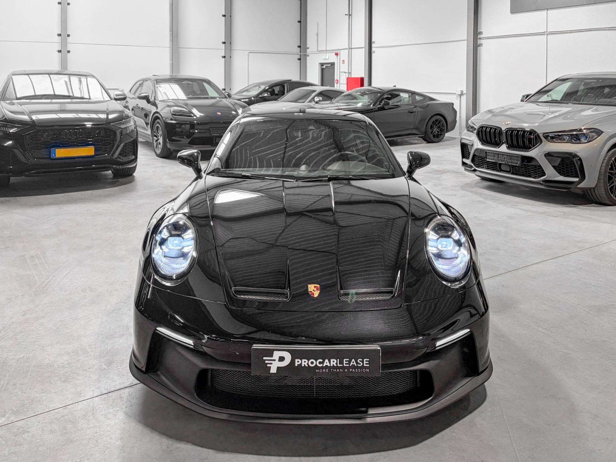 Porsche 911 911/992 GT3 CLUBSPORT AKRAPOVIC  /Vollschalensitze (2022) - Photo 11