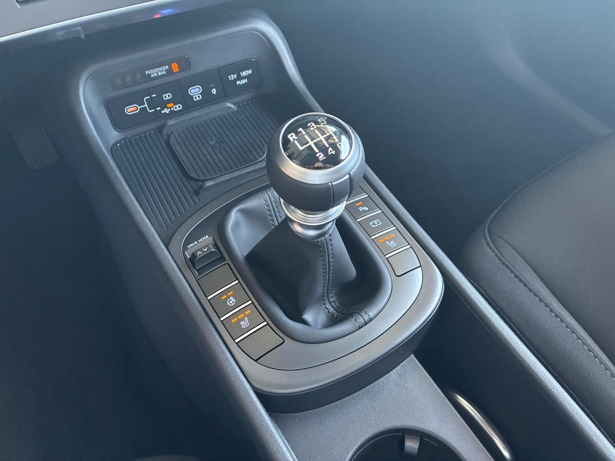 Hyundai Kona Comfort Plus (2025) - Photo 16