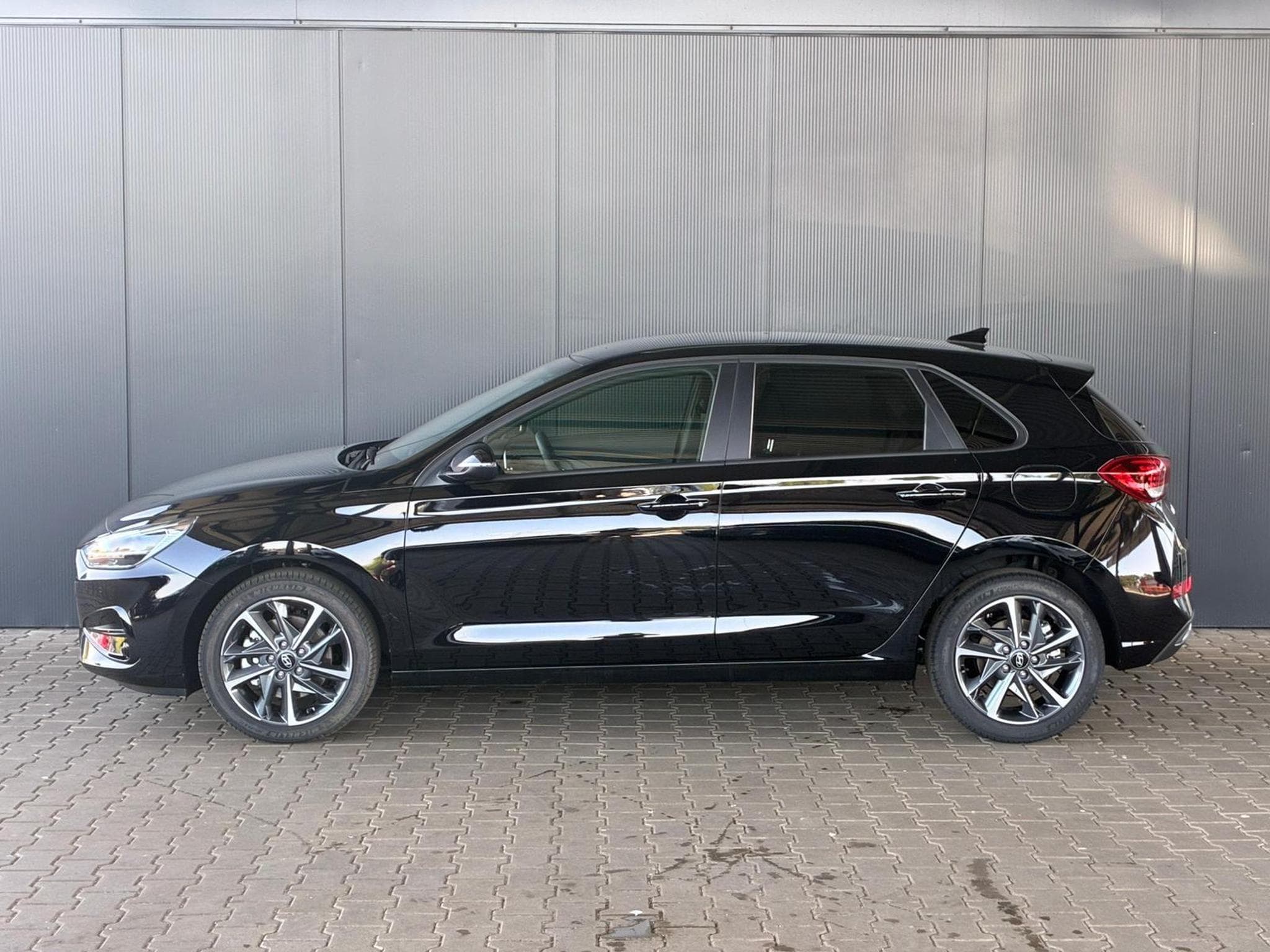 Hyundai i30 Comfort Plus (2025) - Photo 2