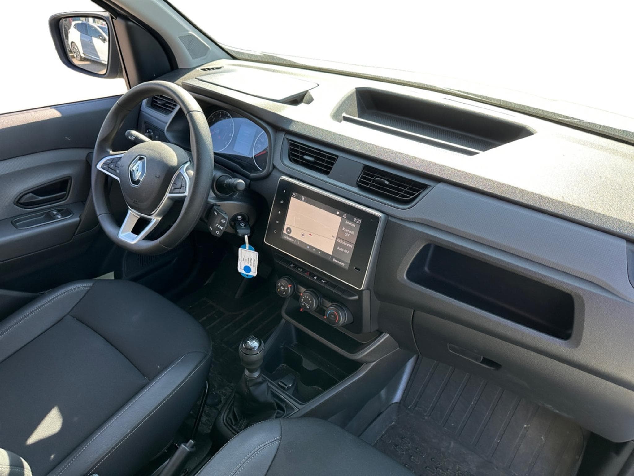 Renault Express 1.5 Blue Dci Confort (2024) - Photo 8