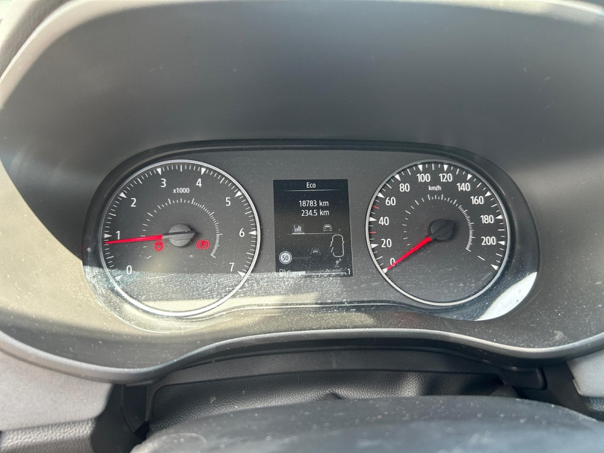 Dacia Sandero 1.0 TCe Stepway Extreme (2024) - Photo 10