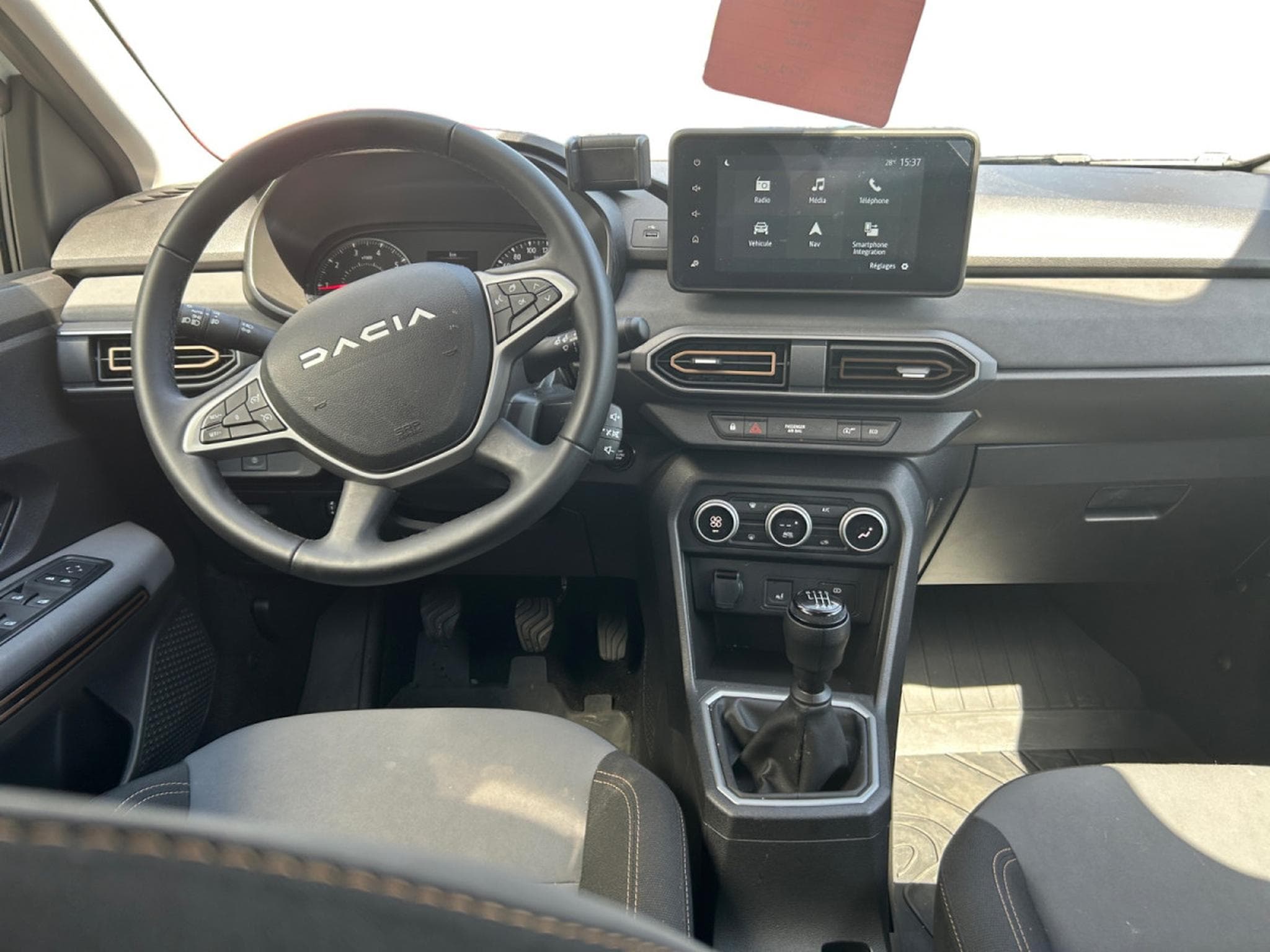 Dacia Sandero 1.0 TCe Stepway Extreme (2024) - Photo 7