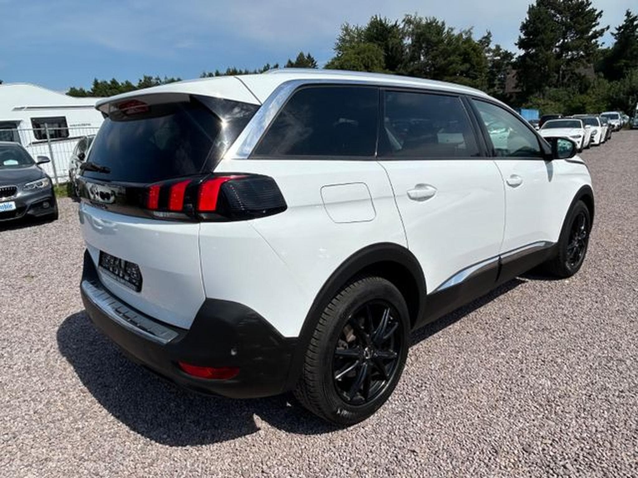 Peugeot 5008 5008 Allure 1.6 *7-Sitzer*Automatik*LED*Navi*Eu6 (2017) - Photo 4