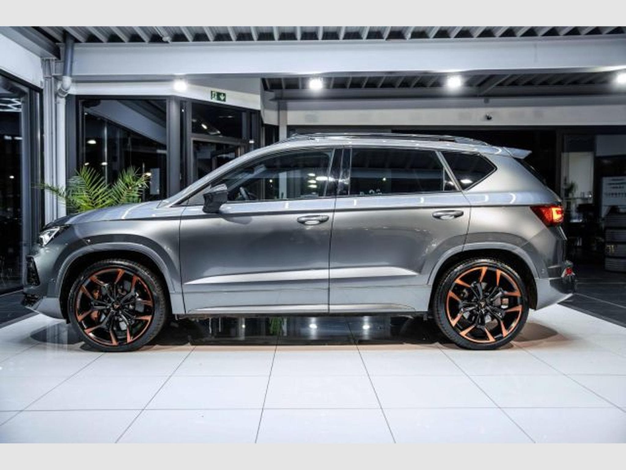 Cupra Ateca Ateca VZ Edition 2.0 TSI DSG 4D NAVI Beats PANO (2022) - Photo 10