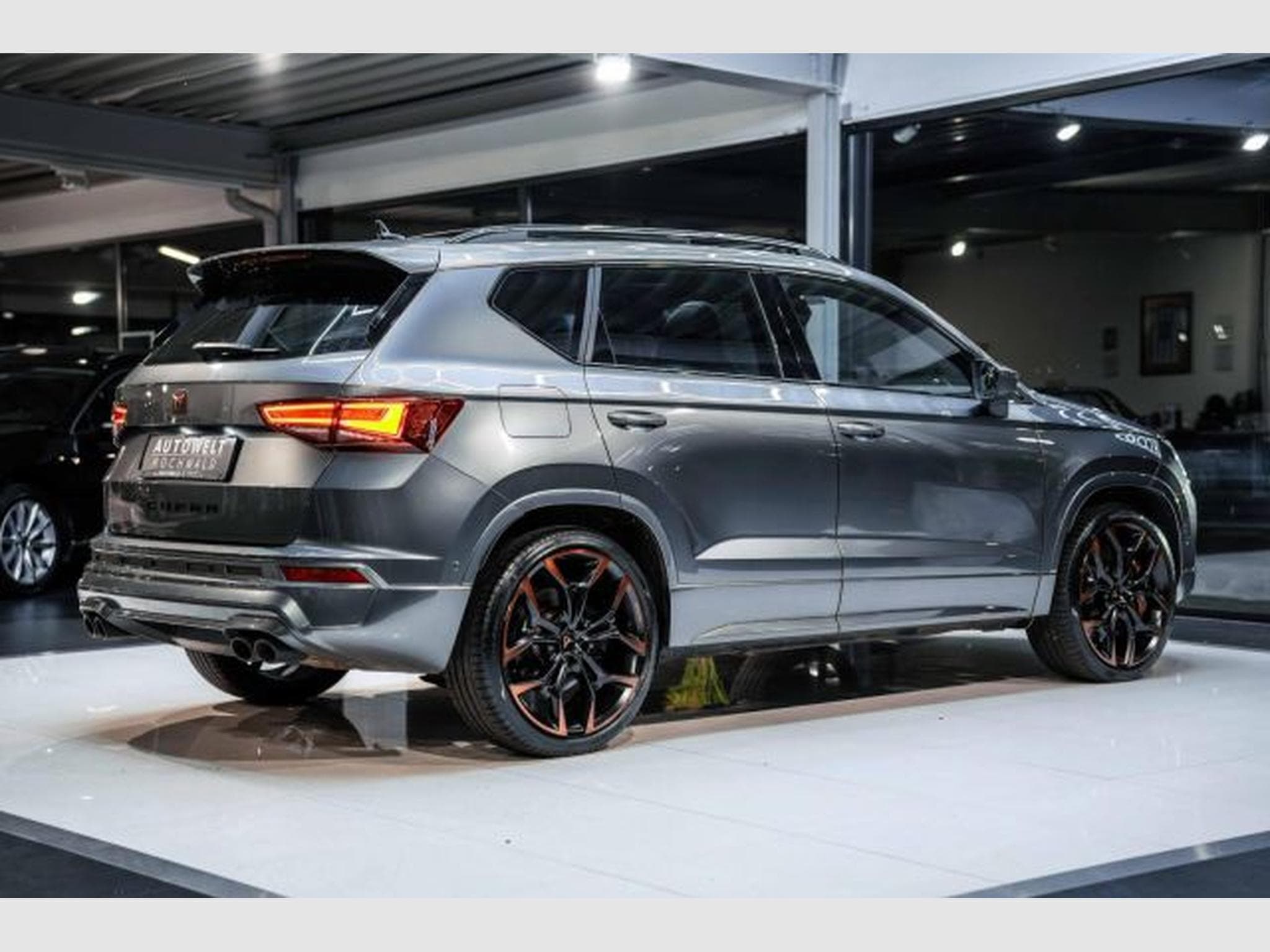 Cupra Ateca Ateca VZ Edition 2.0 TSI DSG 4D NAVI Beats PANO (2022) - Photo 13