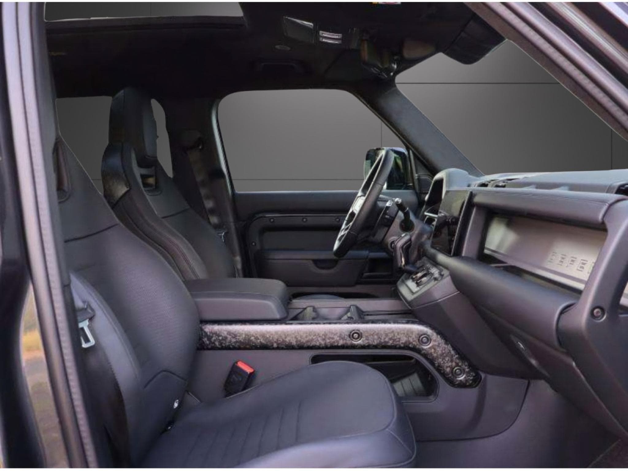 Land-Rover Defender DEFENDER 110 OCTA EDITION ONE SV BESPOKE°BRAND NEW CAR (2026) - Photo 6