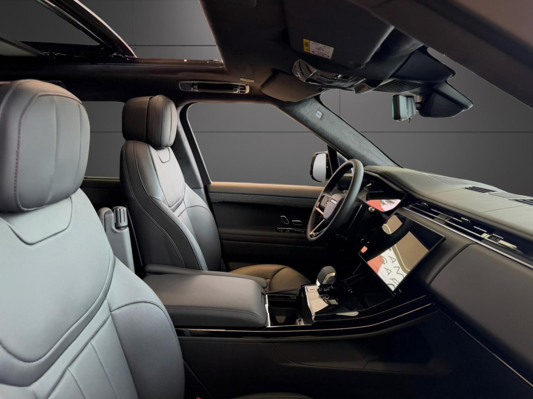 Land-Rover Range Rover Sport P530 V8 AUTOBIOGRAPHY AWD SV BESPOKE/ BORASCO GREY (2026) - Photo 4