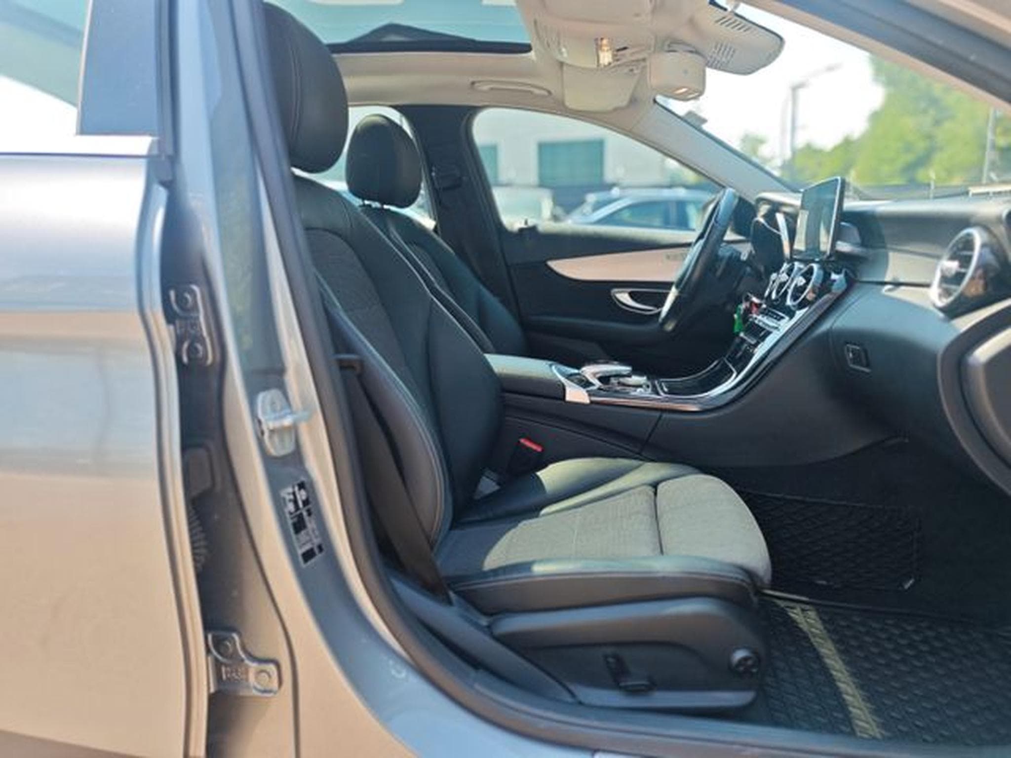 Mercedes C 220 C 220d BT LIM.*AUT.*AVANTGARDE*KAMERA*PANORAMA* (2014) - Photo 15