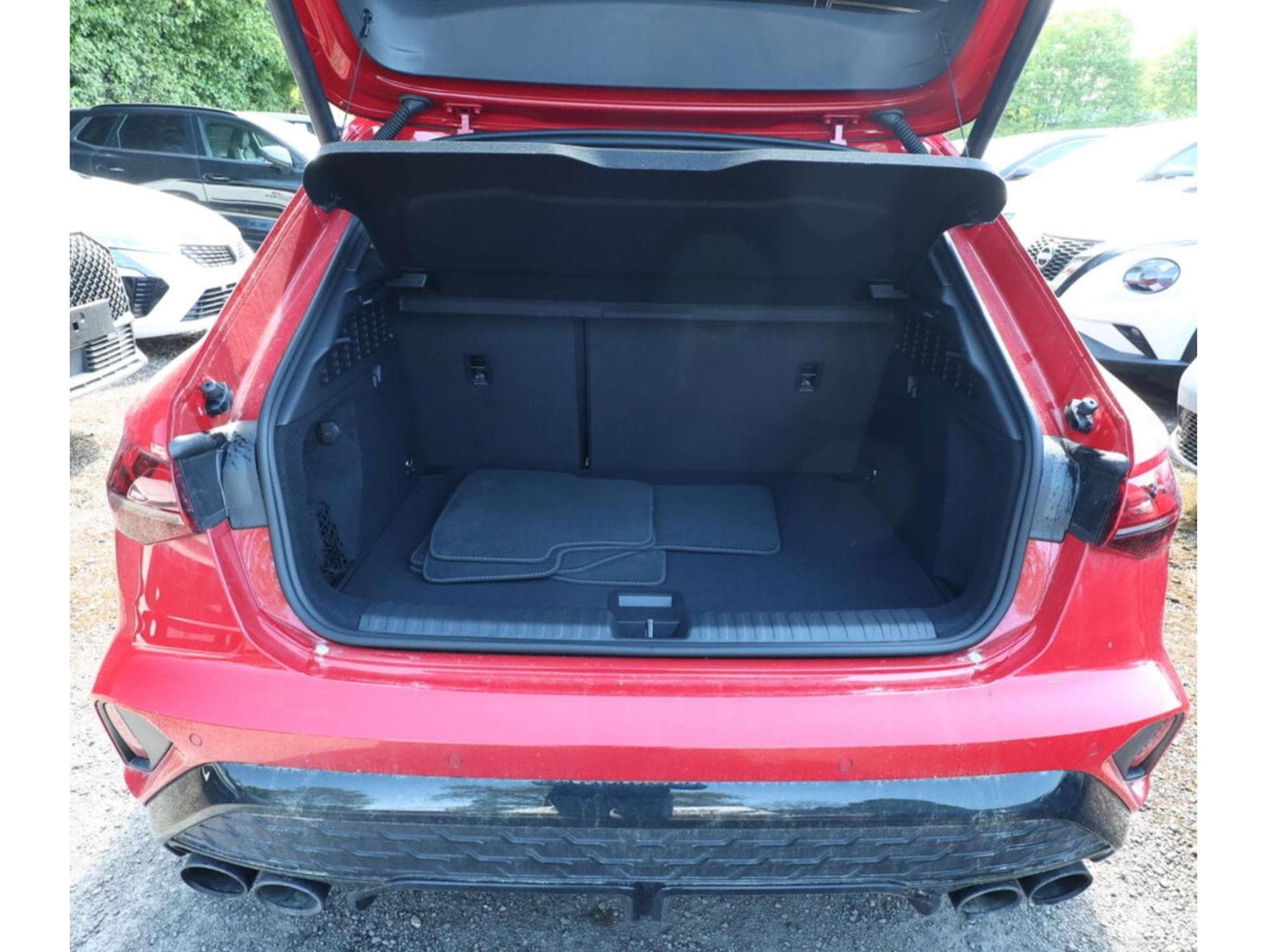 Audi S3 TFSI Sportback quattro S tronic (2026) - Photo 10