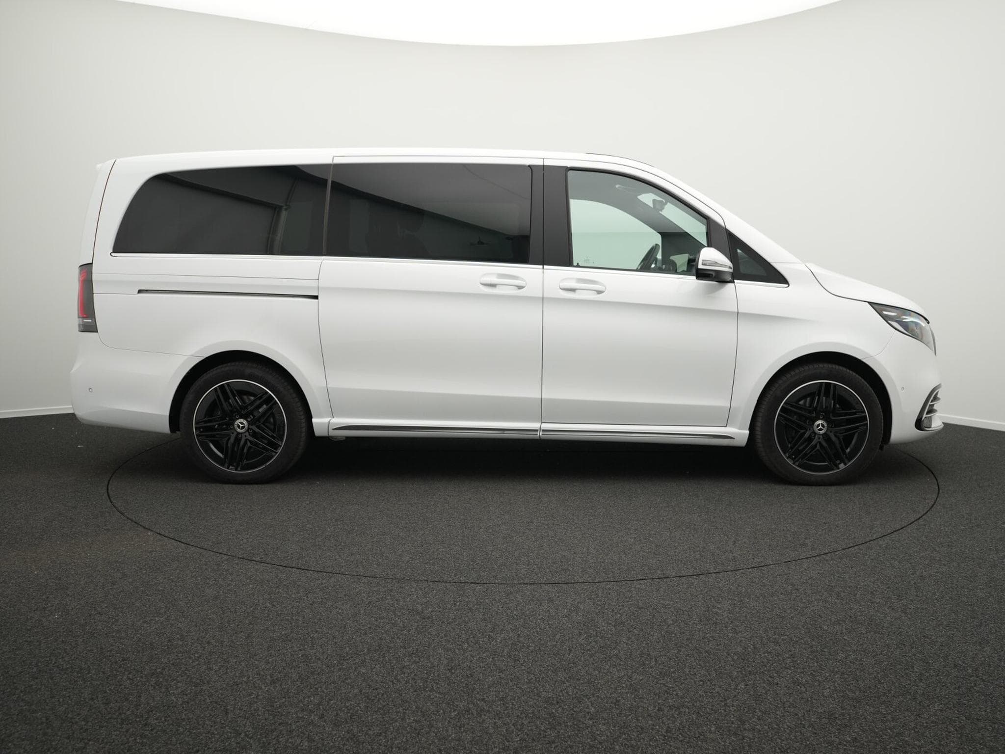 Mercedes V d 4MATIC EXCLUSIVE Lang (1970) - Photo 5