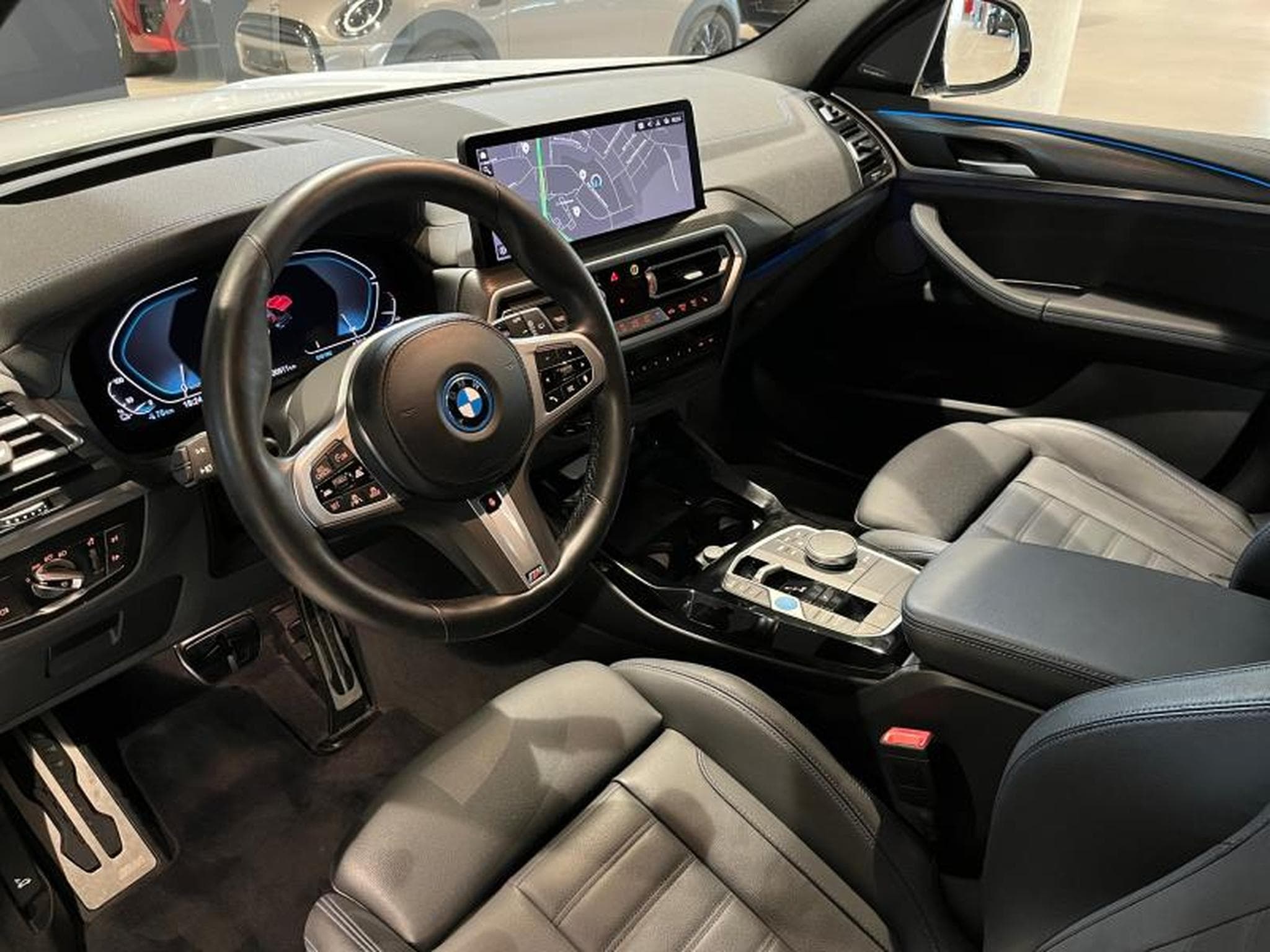 BMW iX3 iX3 M Sport (2024) - Photo 15