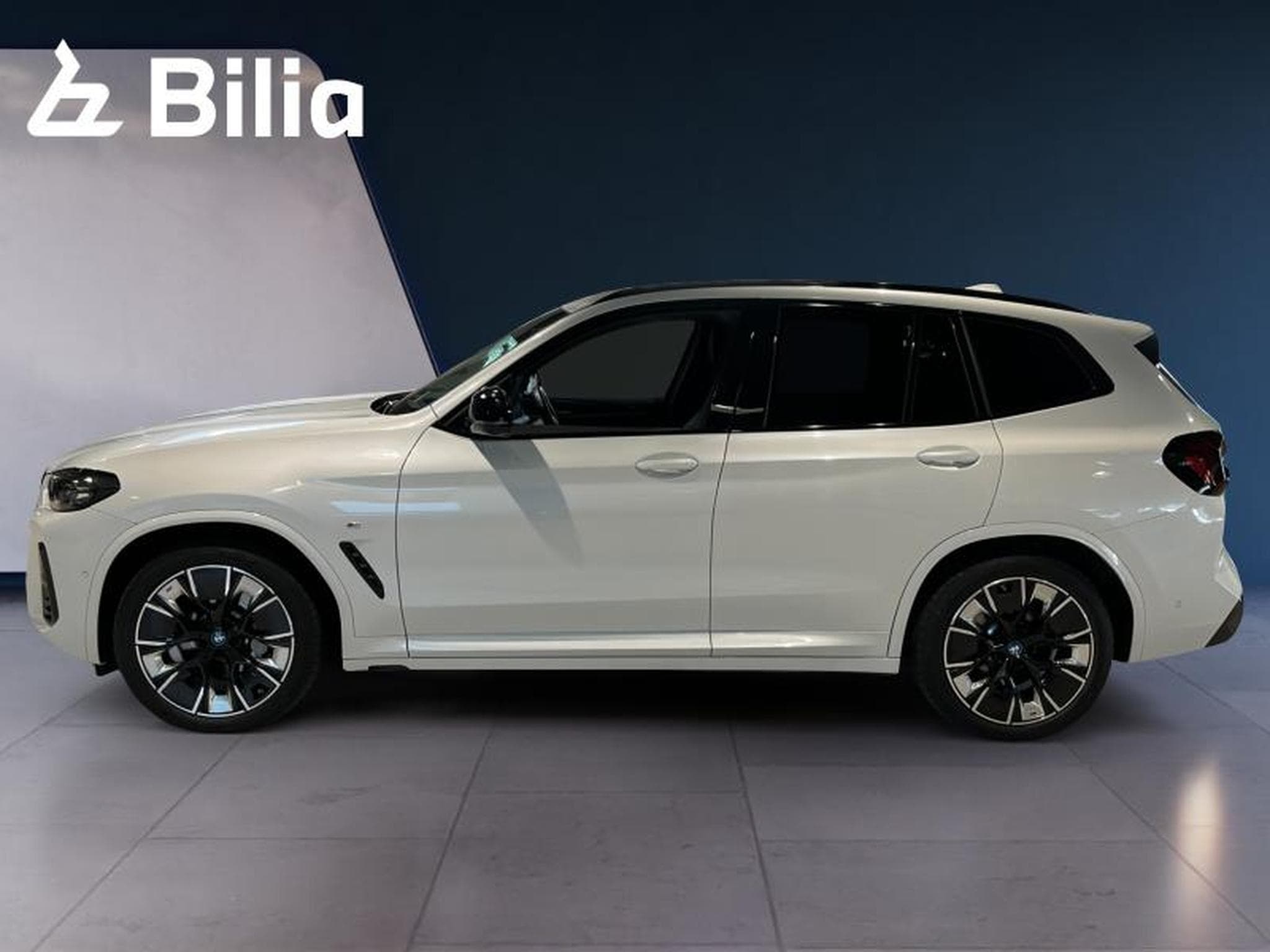 BMW iX3 iX3 M Sport (2024) - Photo 3