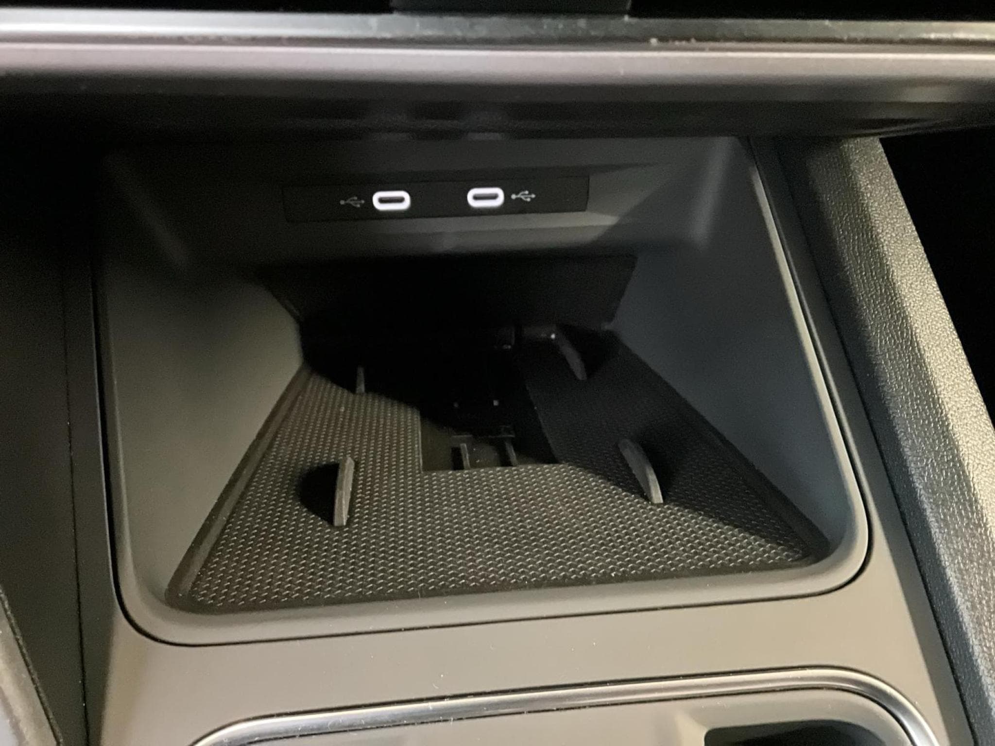 Seat Leon FR+DSG+Led+P.Safe+Kessy+Diebstahl (2025) - Photo 19