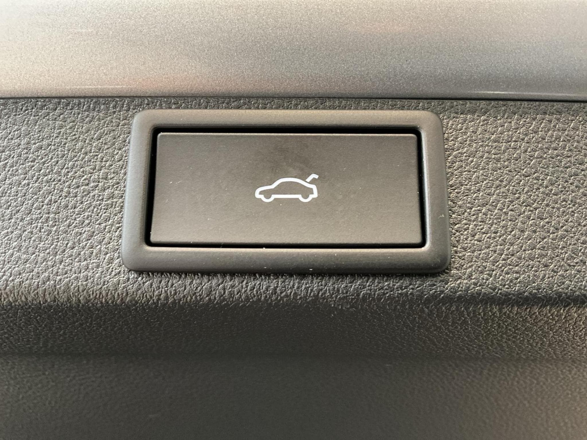 Skoda Octavia RS+DSG+AHK+LED+Navi+Side-Ass. (2025) - Photo 18