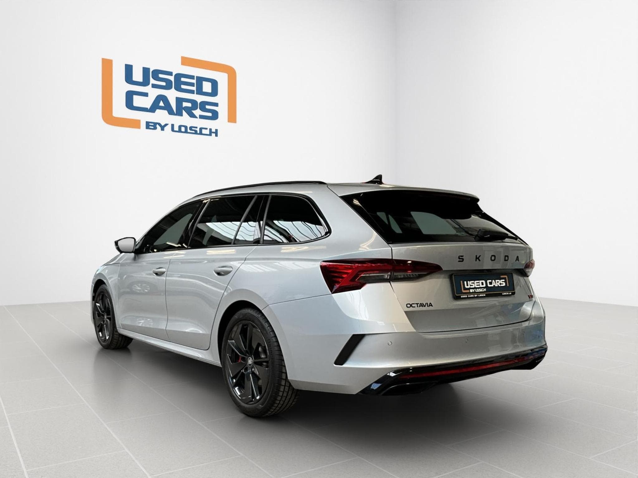 Skoda Octavia RS+DSG+AHK+LED+Navi+Side-Ass. (2025) - Photo 6