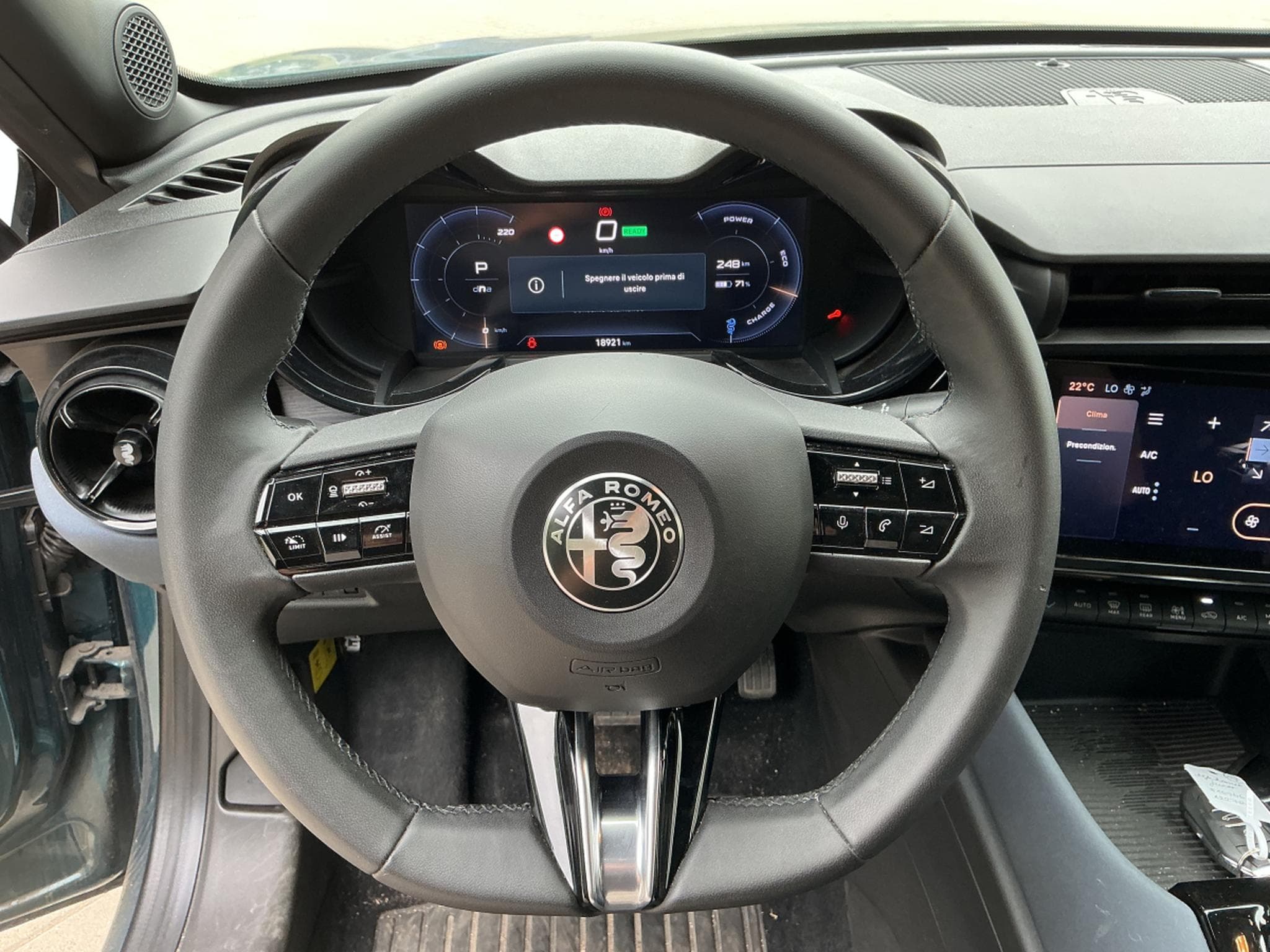 Alfa-Romeo Junior 54 kWh 1 phase charging (2025) - Photo 12