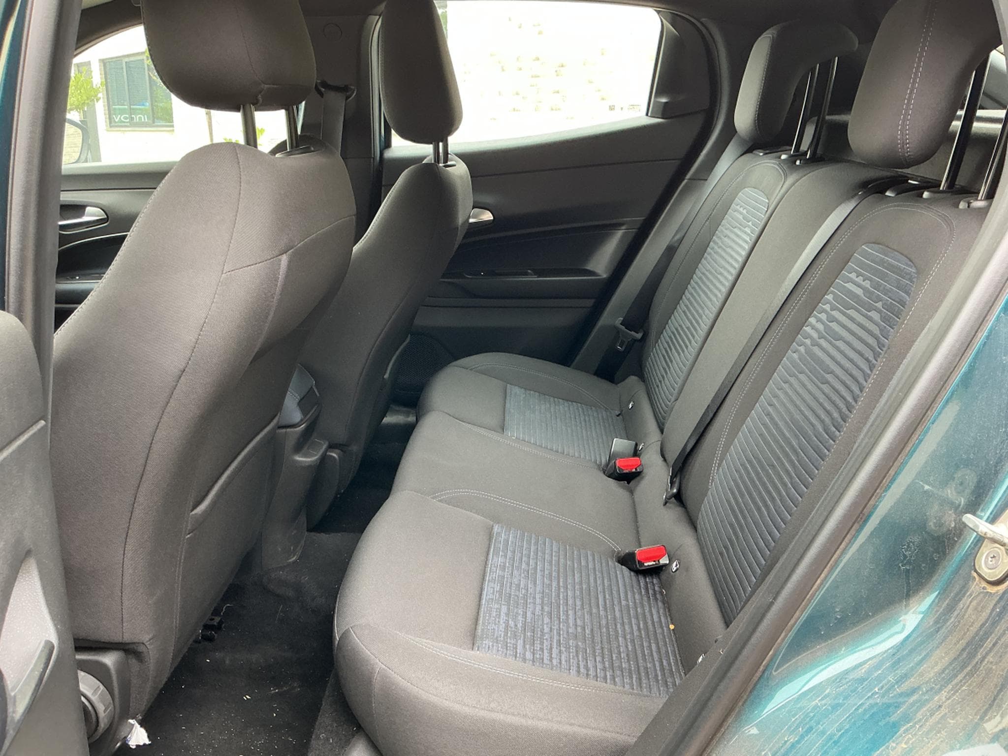 Alfa-Romeo Junior 54 kWh 1 phase charging (2025) - Photo 6