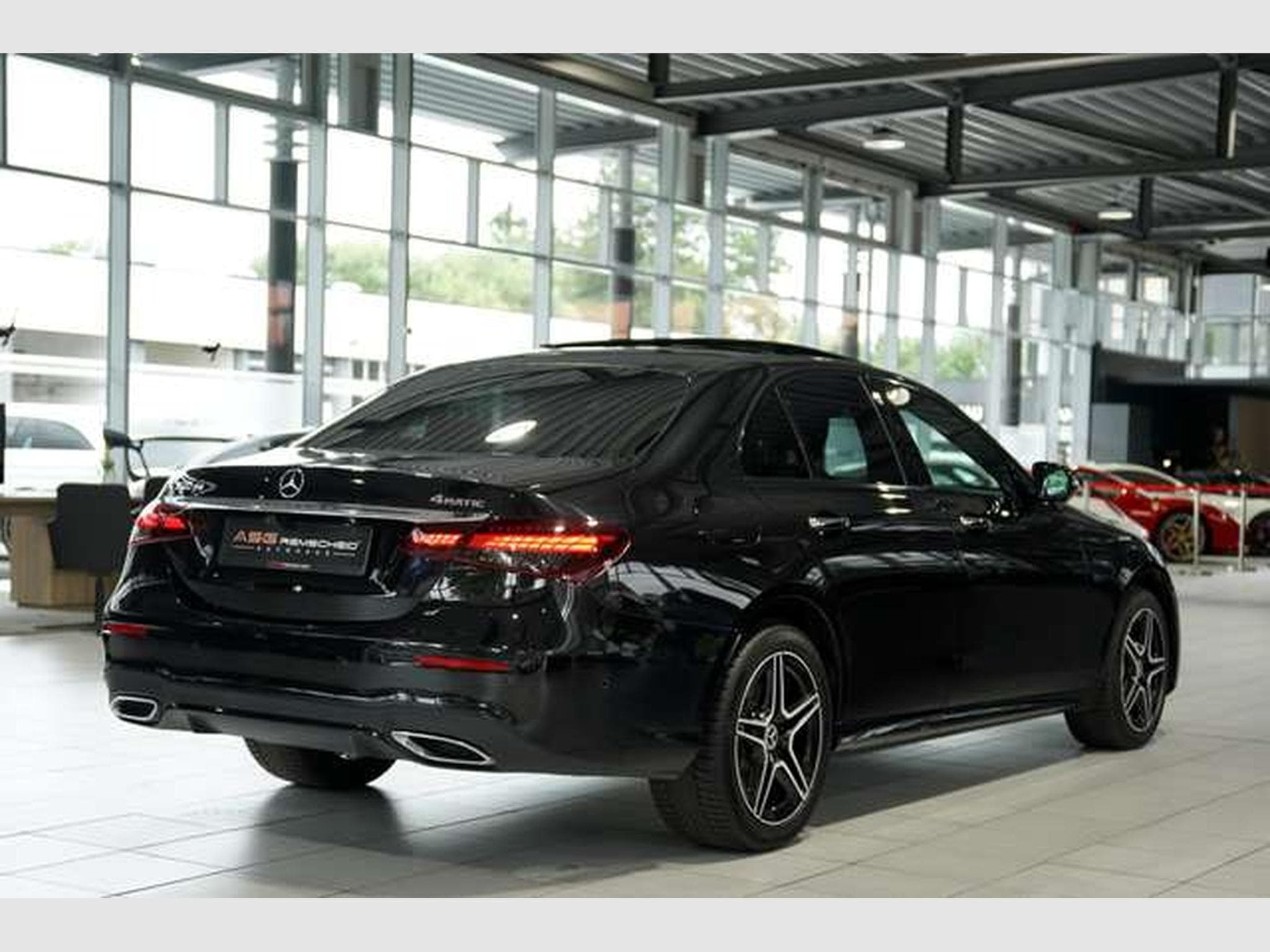 Mercedes E 300 de 4M Limousine AMG Line 2.H *Pano *Night (2021) - Photo 7
