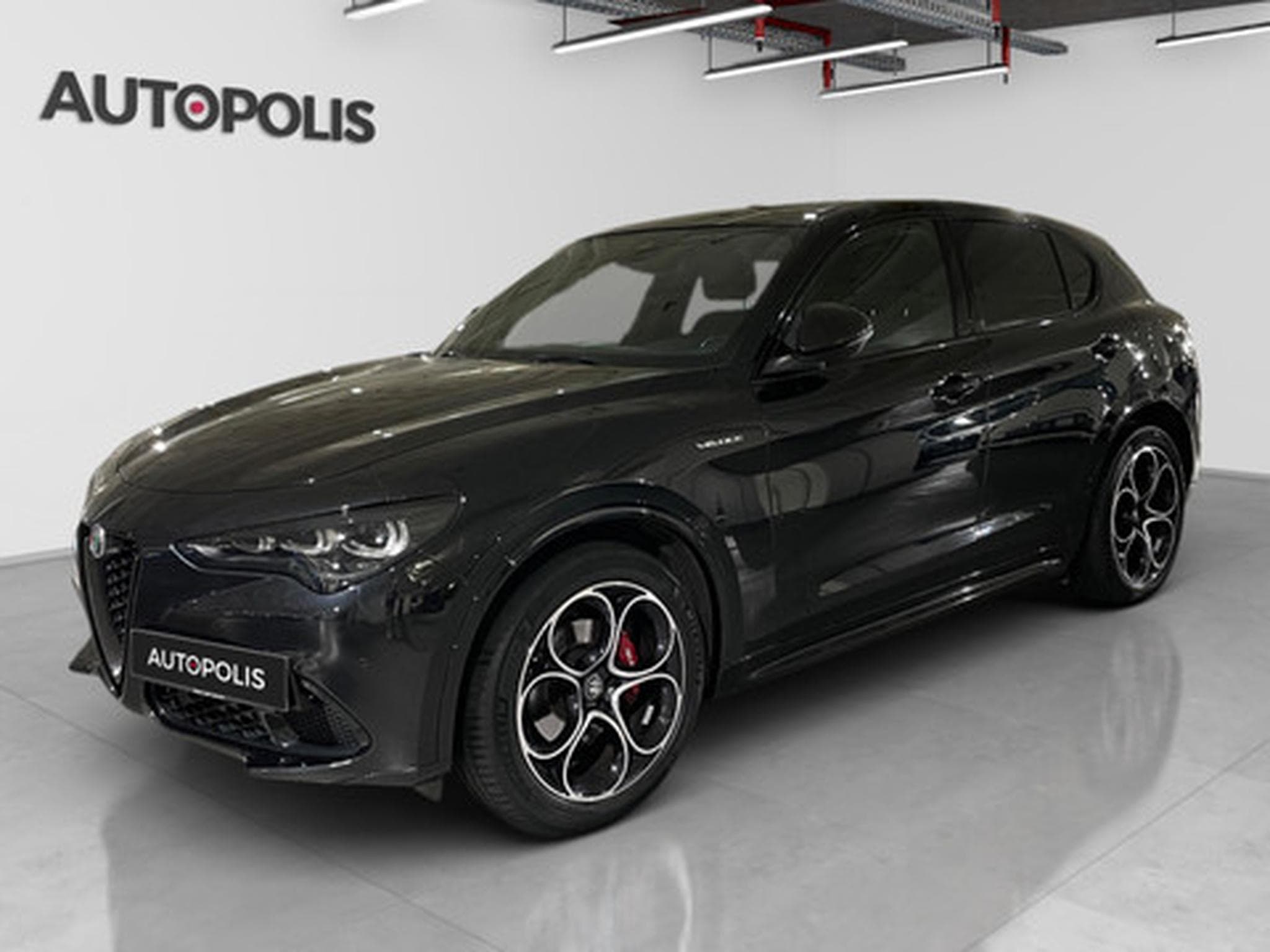 Alfa-Romeo Stelvio 2.2 MJD 210 Q4 Veloce (2023) - Photo 1