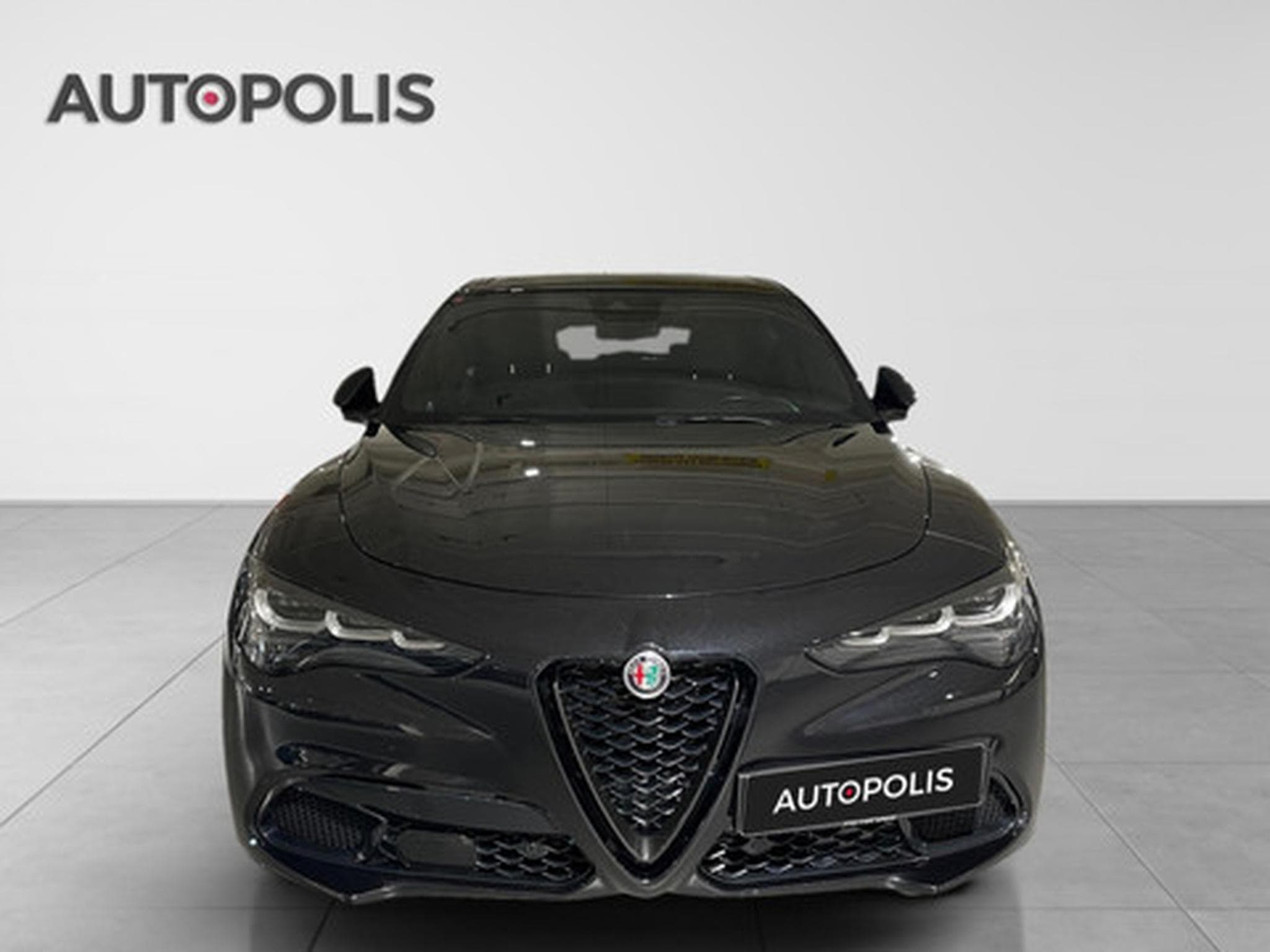 Alfa-Romeo Stelvio 2.2 MJD 210 Q4 Veloce (2023) - Photo 16