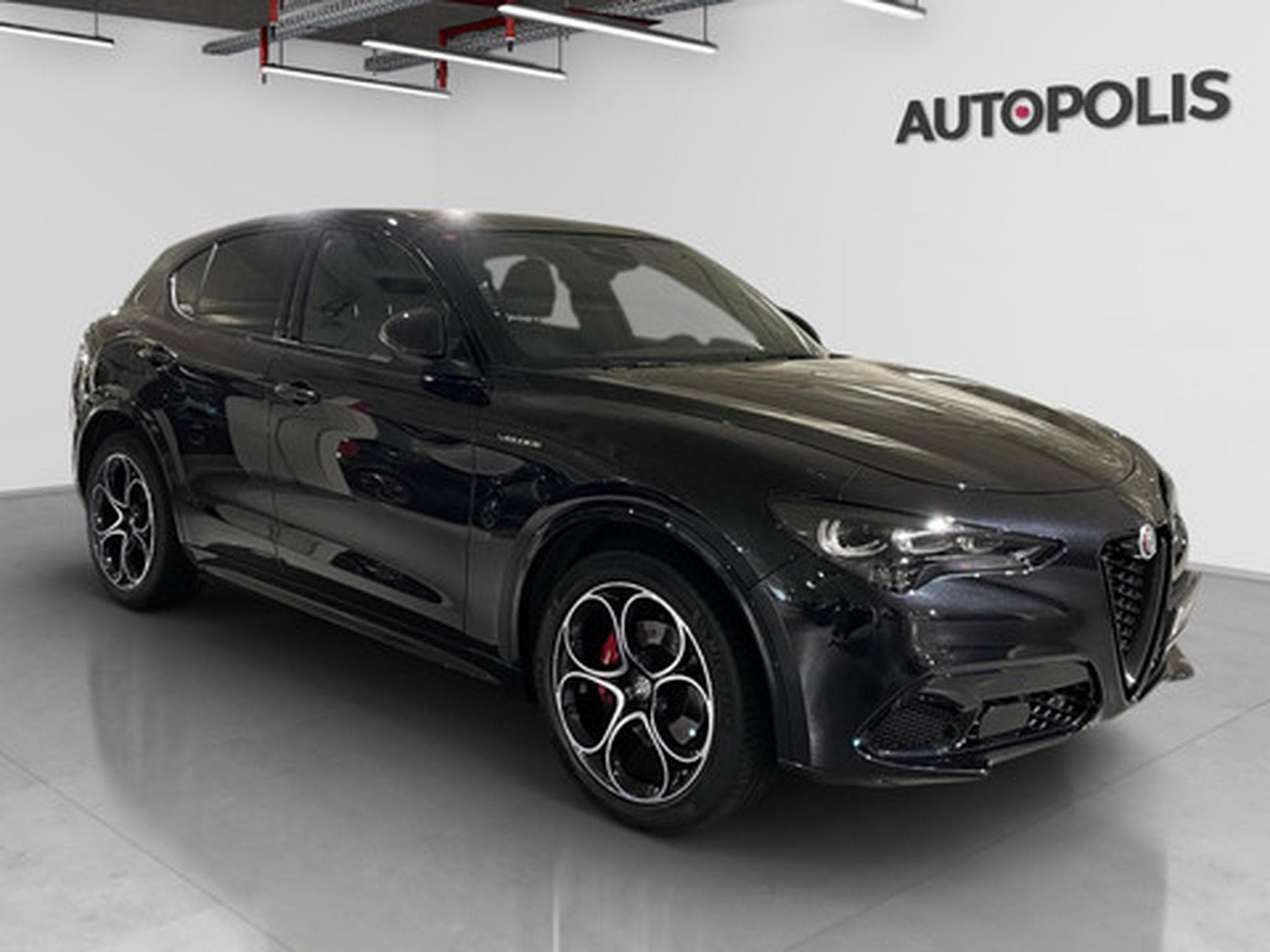Alfa-Romeo Stelvio 2.2 MJD 210 Q4 Veloce (2023) - Photo 21