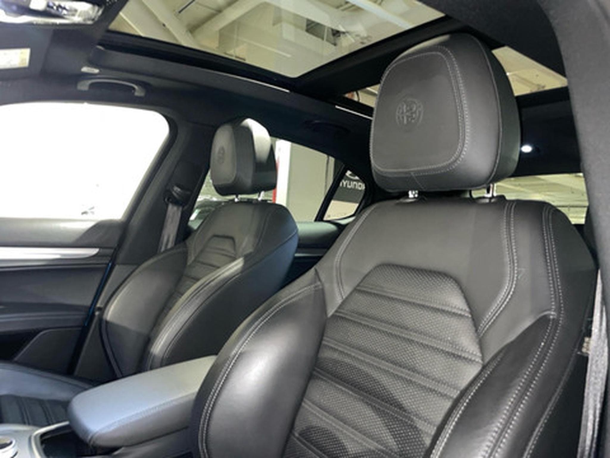 Alfa-Romeo Stelvio 2.1 D 210 Veloce AWD (2021) - Photo 13