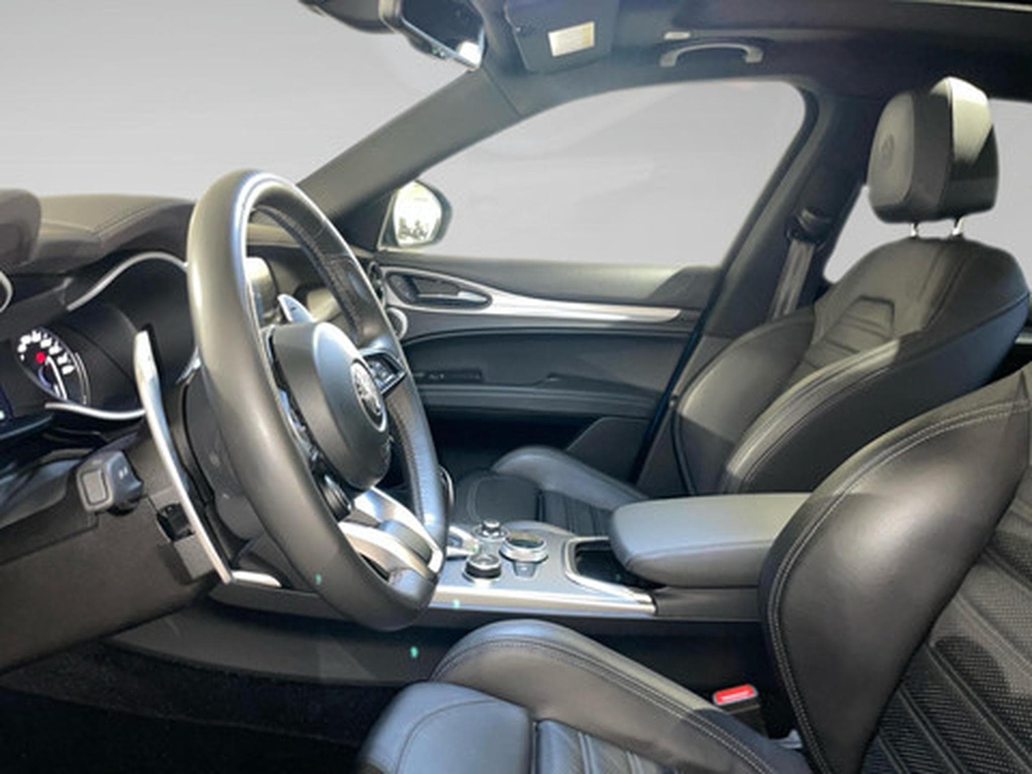 Alfa-Romeo Stelvio 2.1 D 210 Veloce AWD (2021) - Photo 4