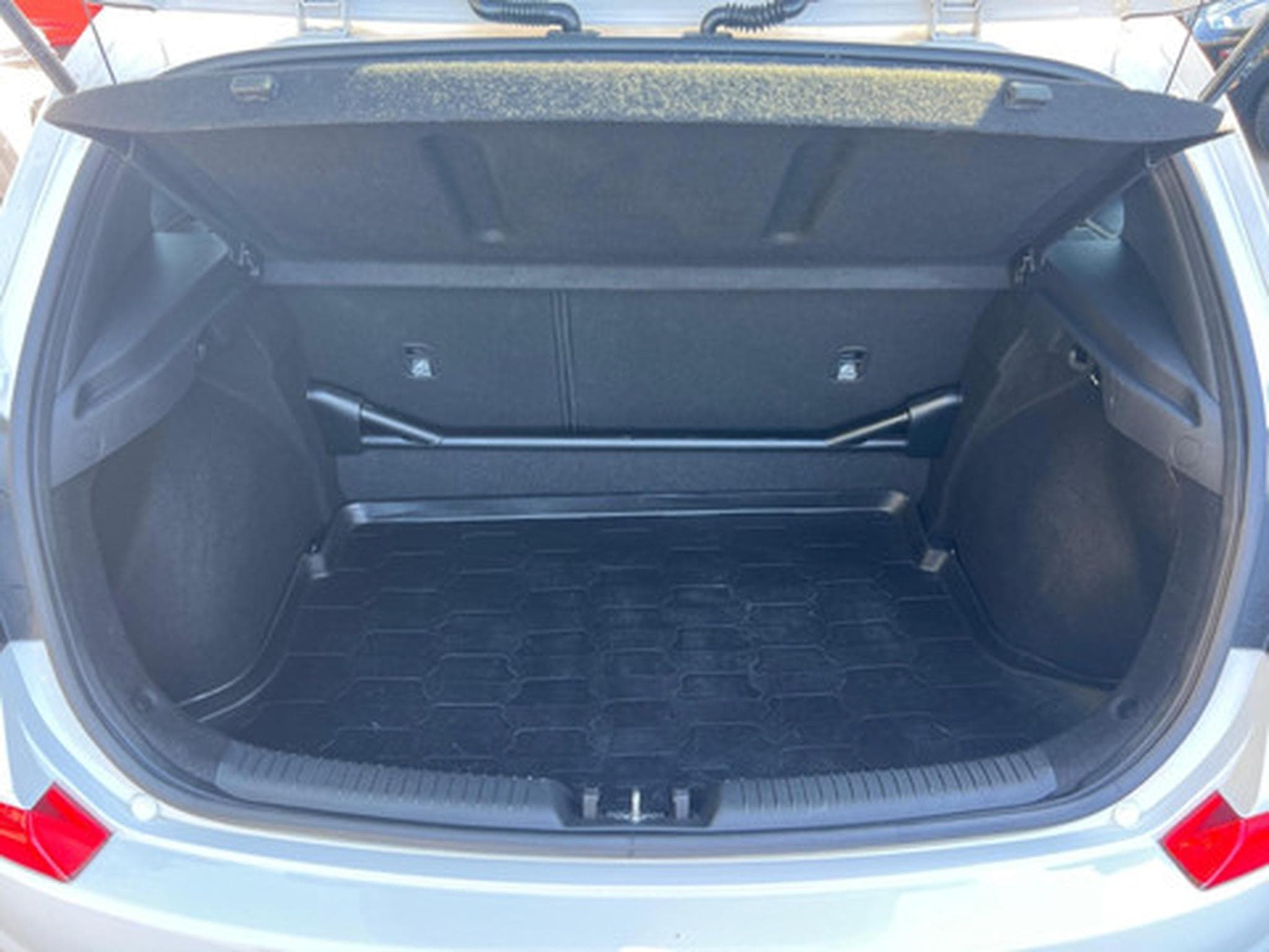 Hyundai i30 N 2.0 T-GDi 202kW N Performance Pack (2018) - Photo 6