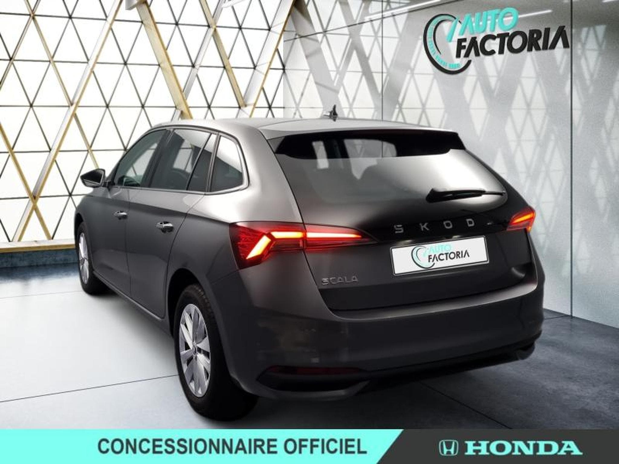Skoda Scala -36% 1.0 TSI Evo2 116ch Selection DSG7 (2025) - Photo 2