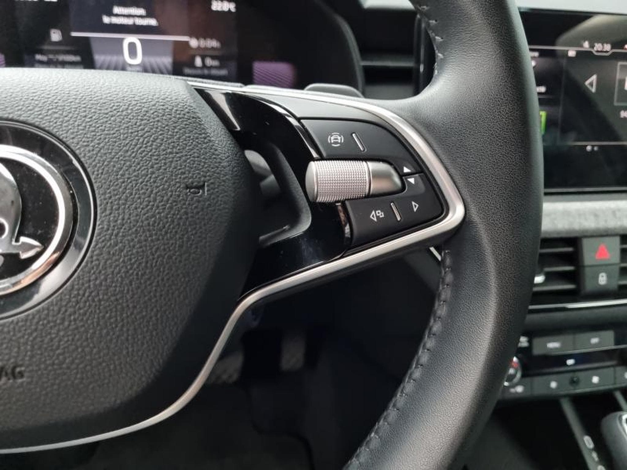 Skoda Scala -36% 1.0 TSI Evo2 116ch Selection DSG7 (2025) - Photo 23