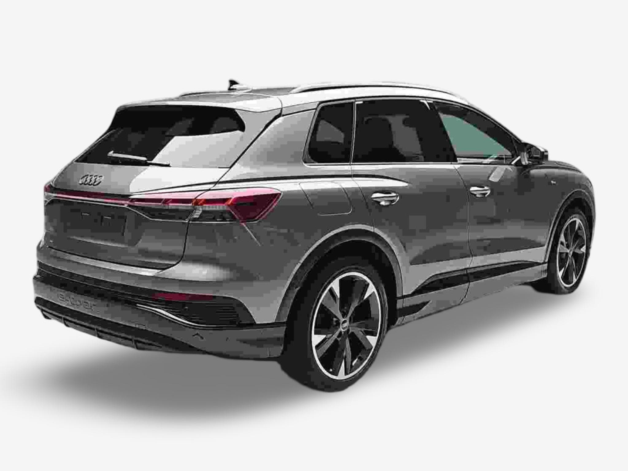Audi Q4 e-tron 45 S-line 82 KWH (2025) - Photo 4