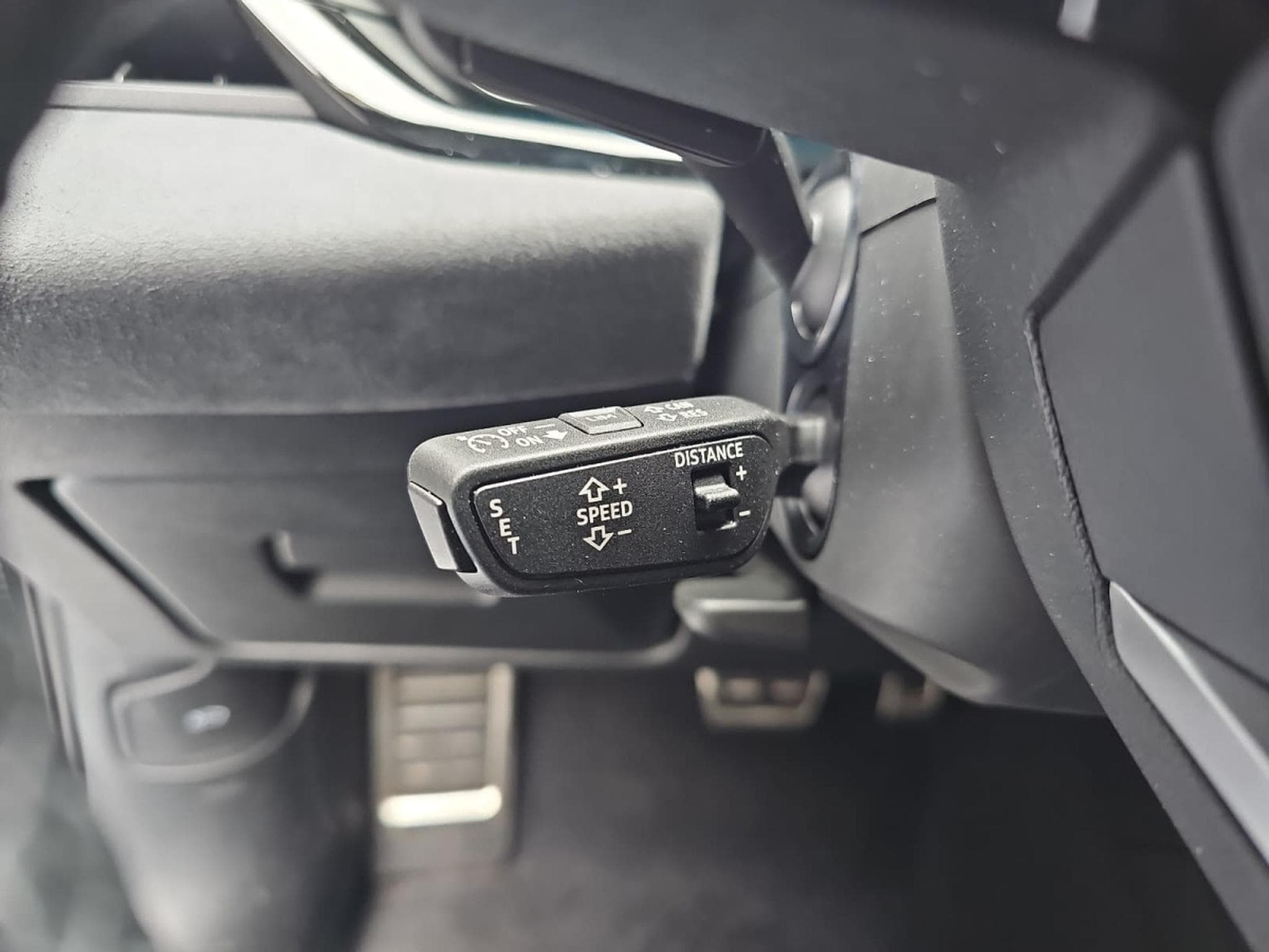 Audi A4 2.0 TFSI S-Tronic 204  S-Line (2025) - Photo 16