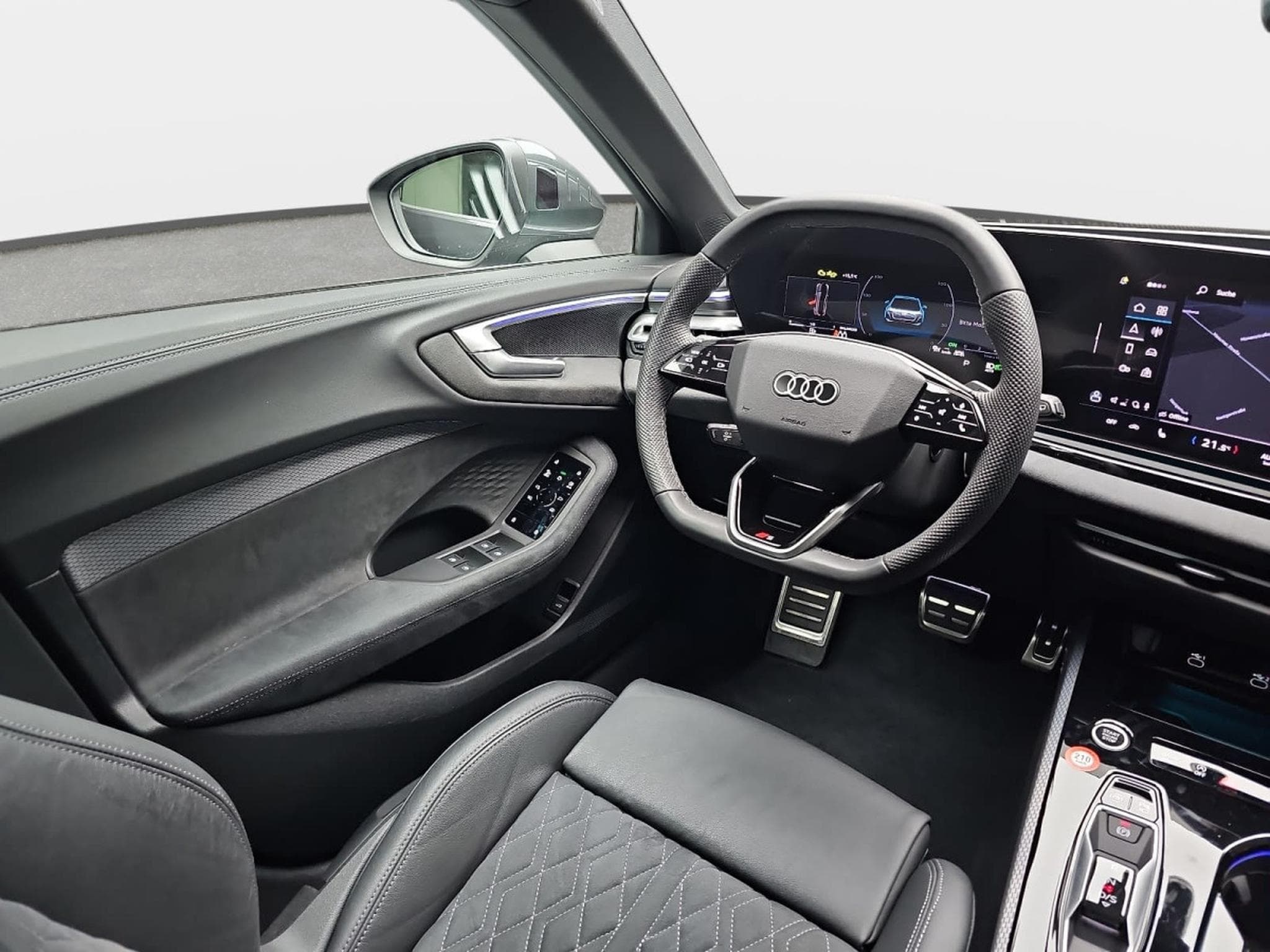 Audi A4 2.0 TFSI S-Tronic 204  S-Line (2025) - Photo 8
