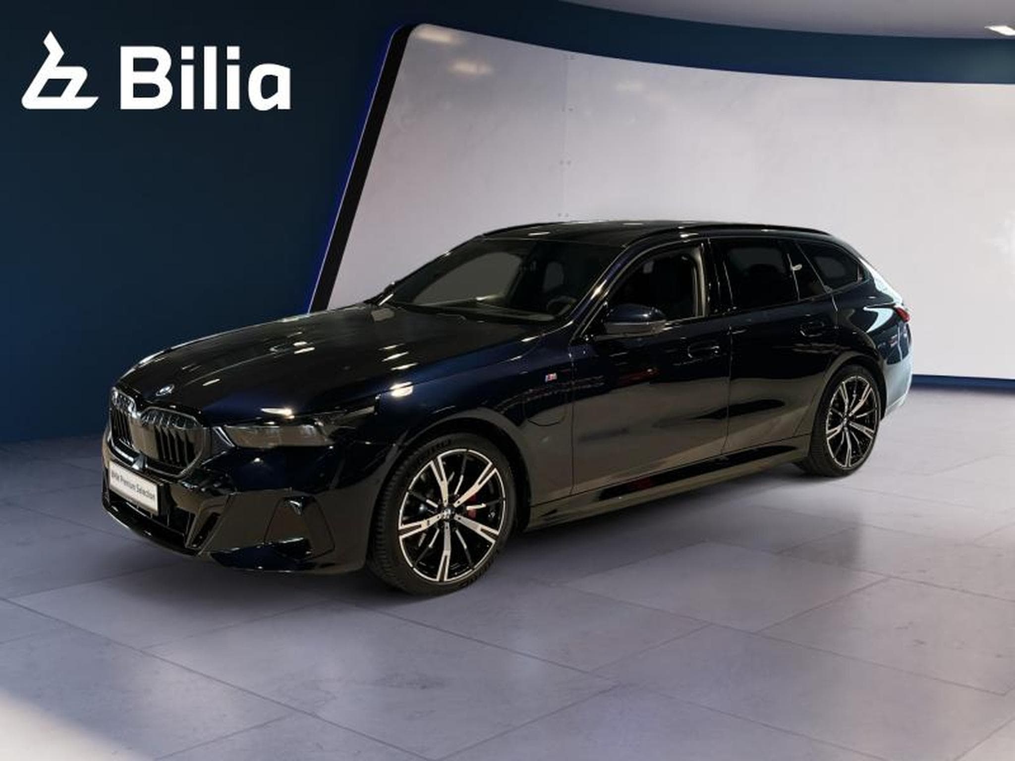 BMW 530 530e xDrive Touring M Sport (2025) - Photo 1