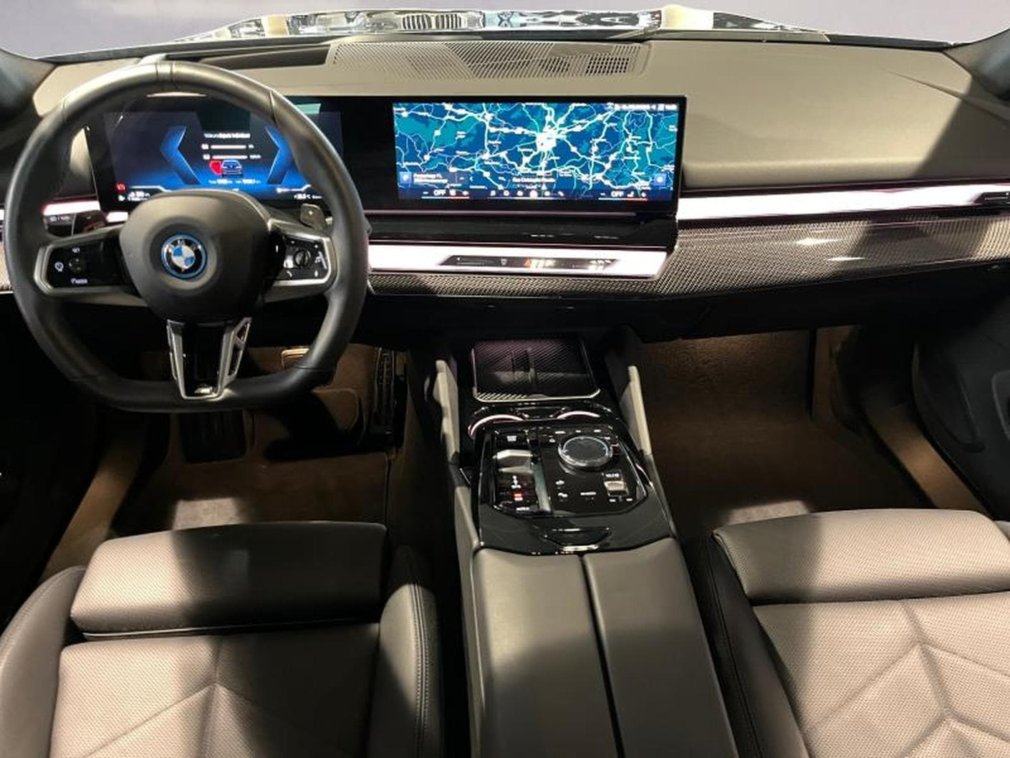 BMW 530 530e xDrive Touring M Sport (2025) - Photo 7