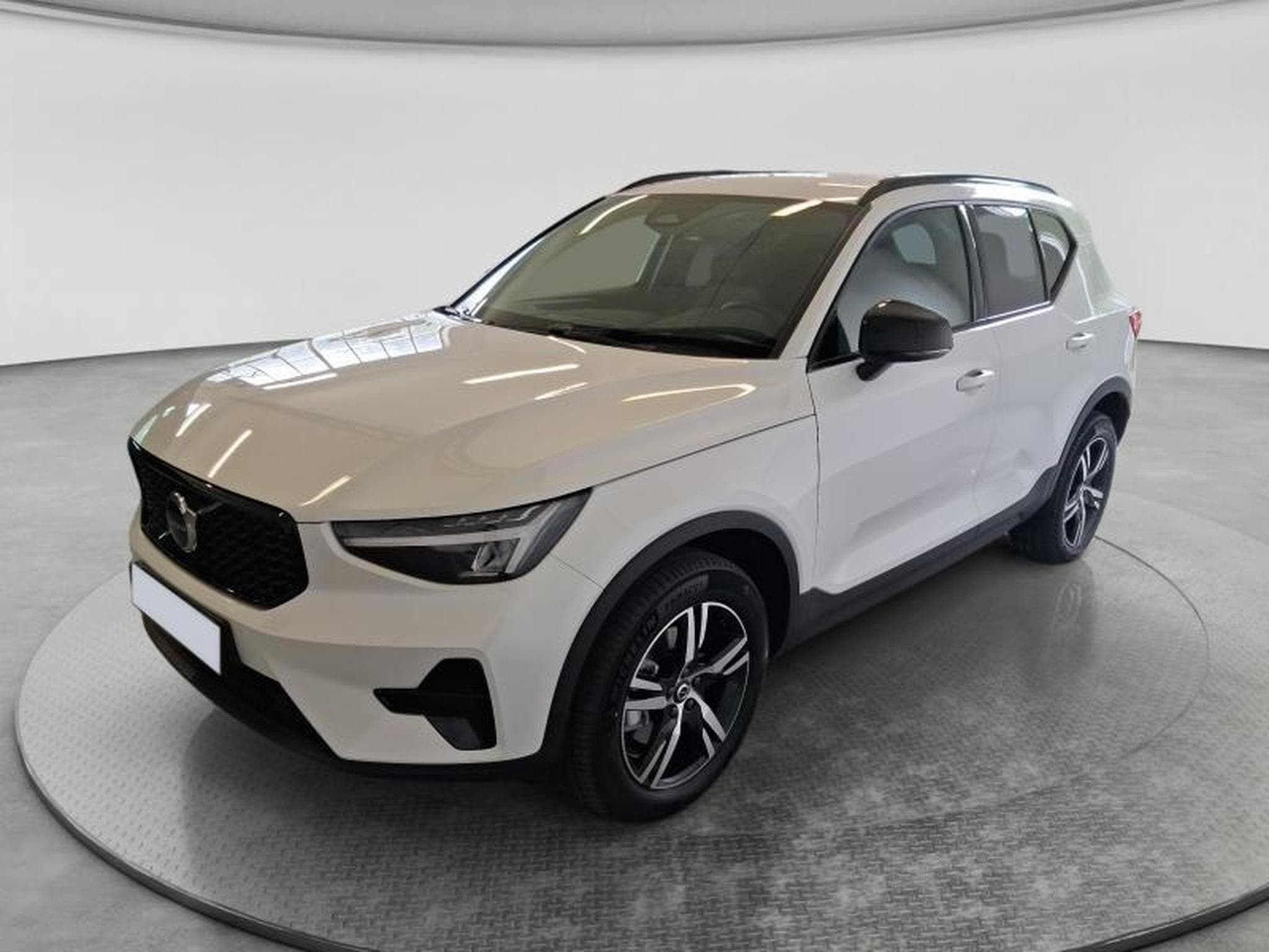 Volvo XC40 Dark (2026) - Photo 1