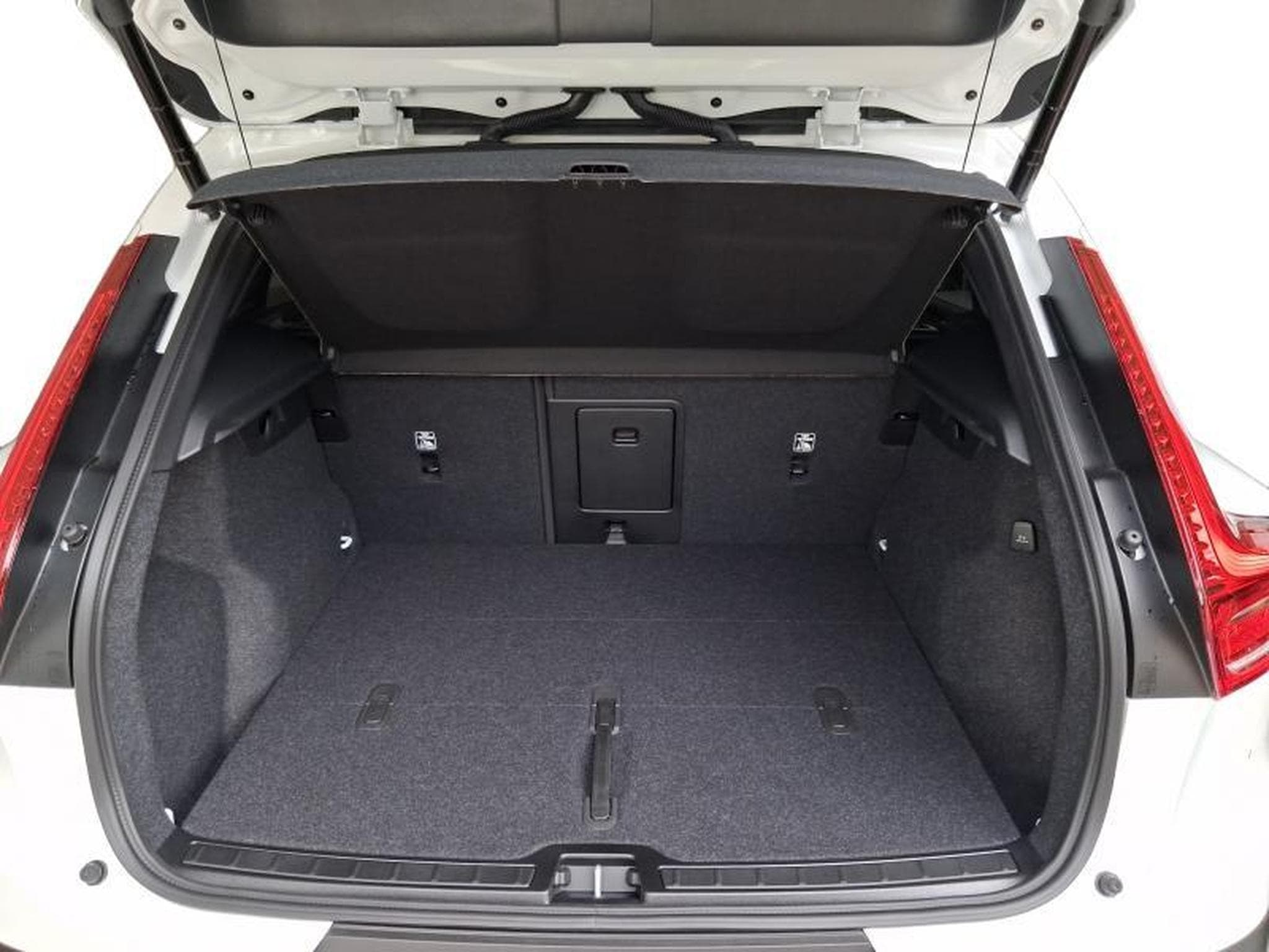 Volvo XC40 Dark (2026) - Photo 9