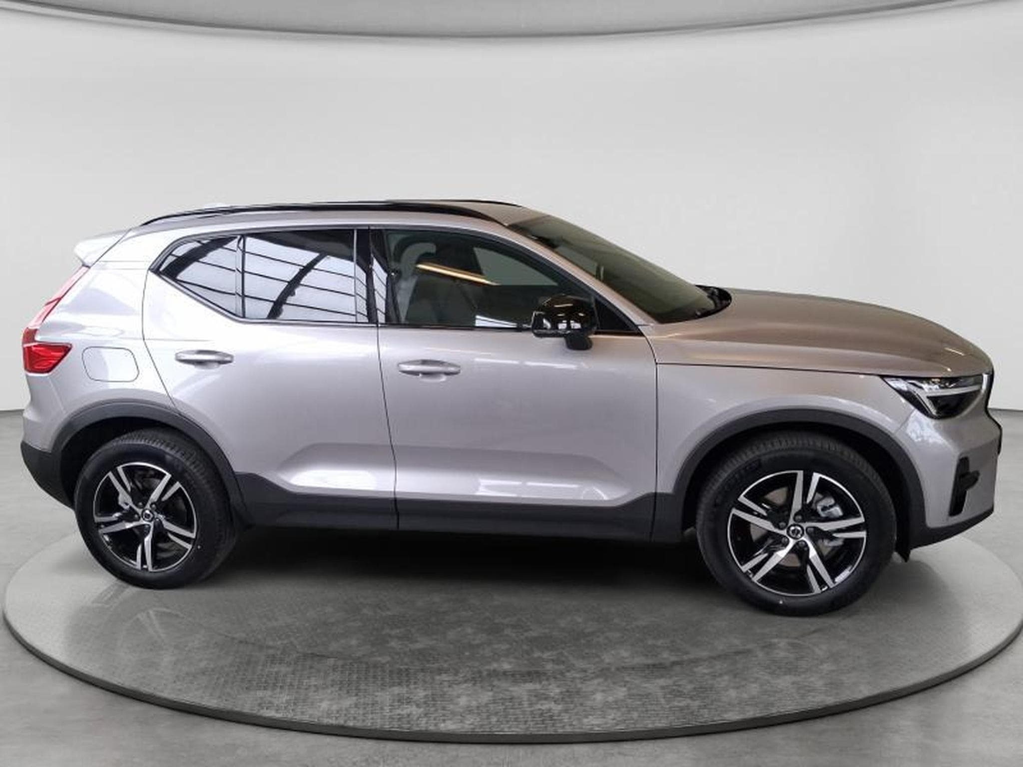 Volvo XC40 Dark (2026) - Photo 19