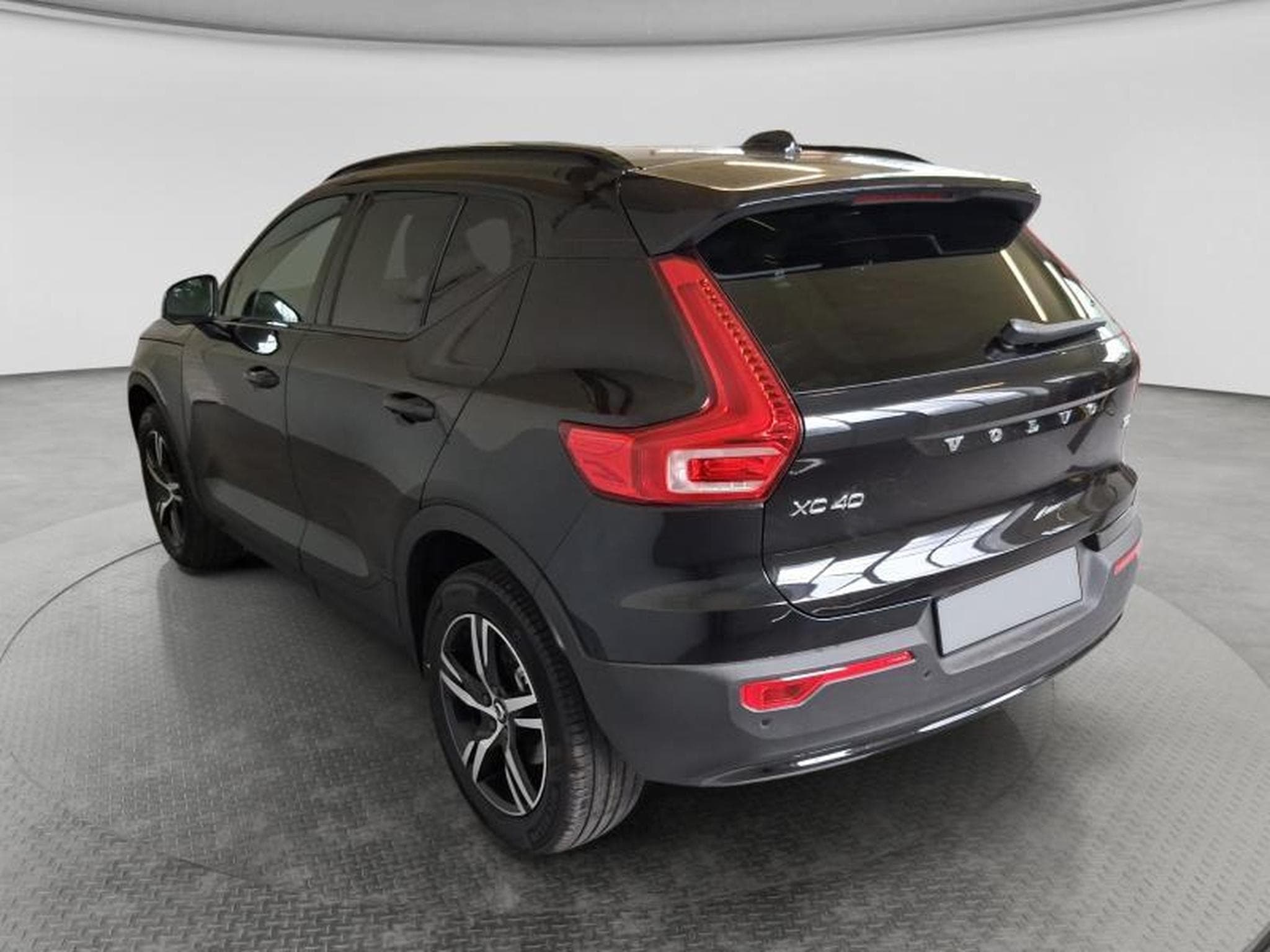 Volvo XC40 Dark (2026) - Photo 16