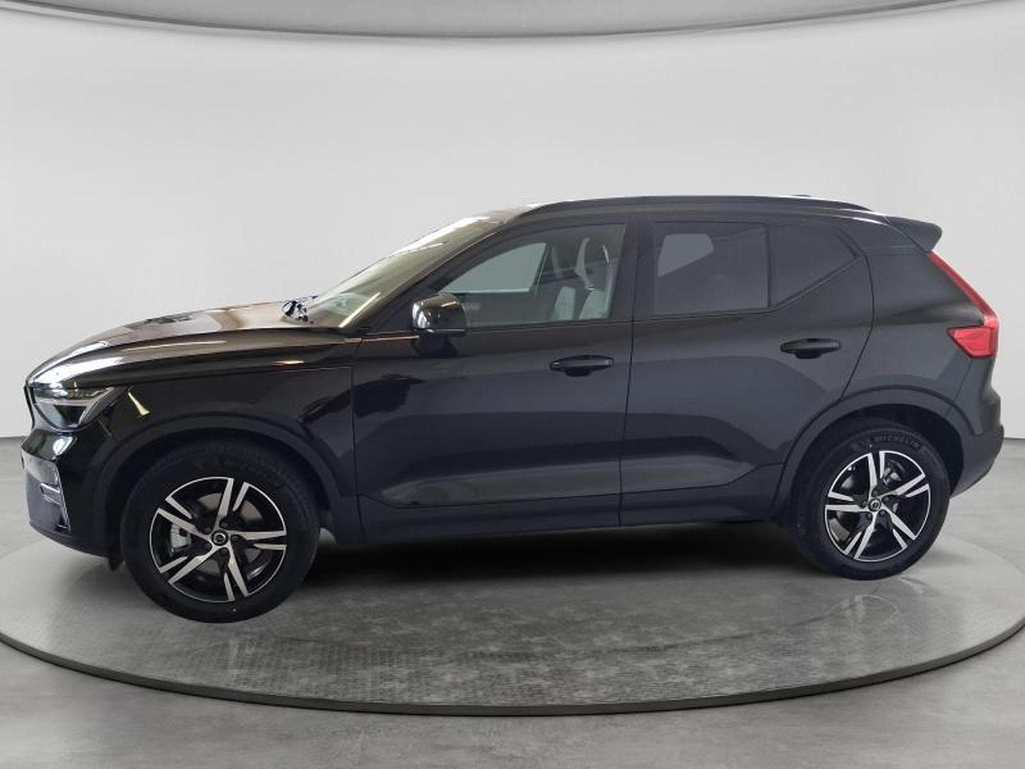 Volvo XC40 Dark (2026) - Photo 17