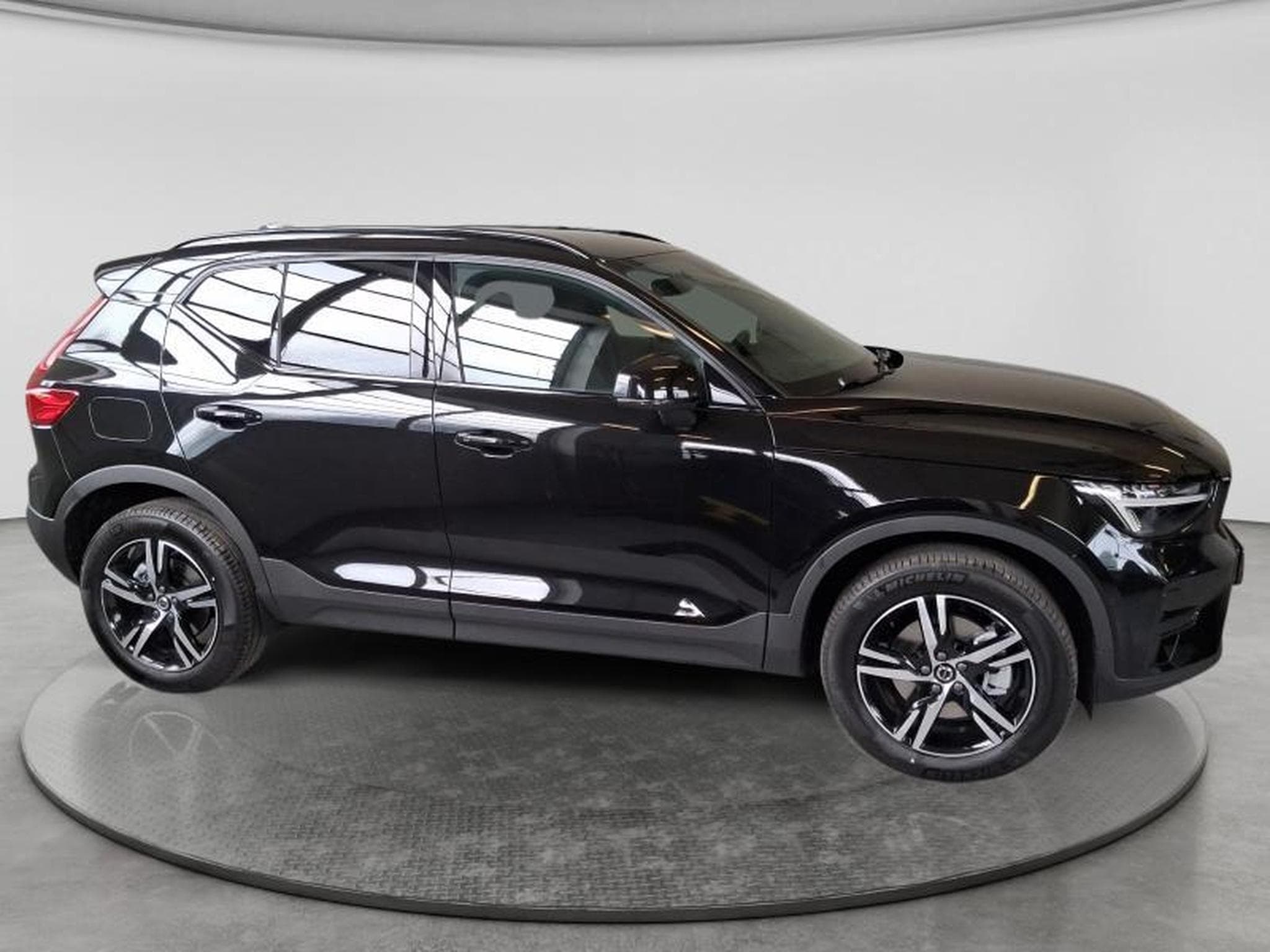 Volvo XC40 Dark (2026) - Photo 18