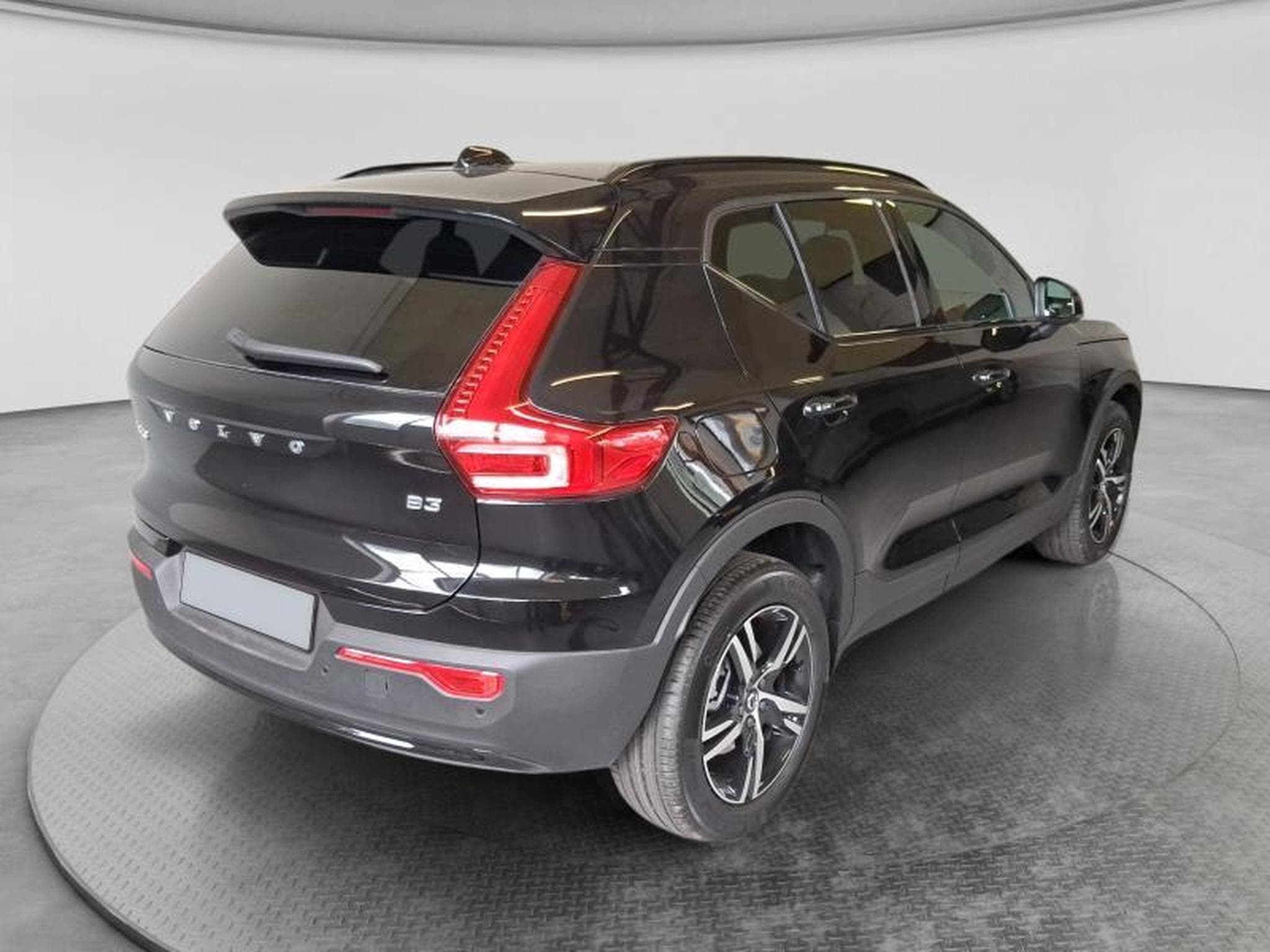 Volvo XC40 Dark (2026) - Photo 3