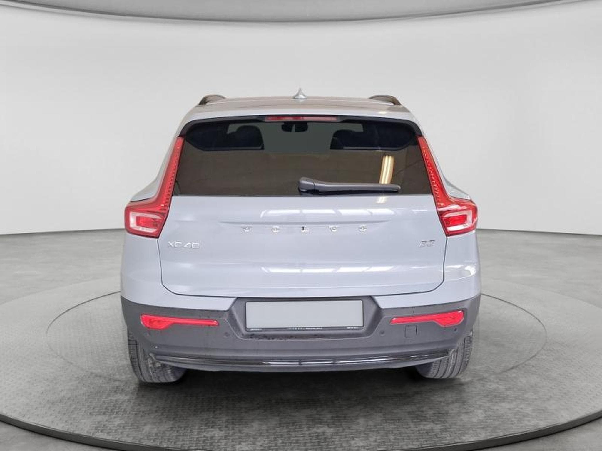 Volvo XC40 Dark (2026) - Photo 16